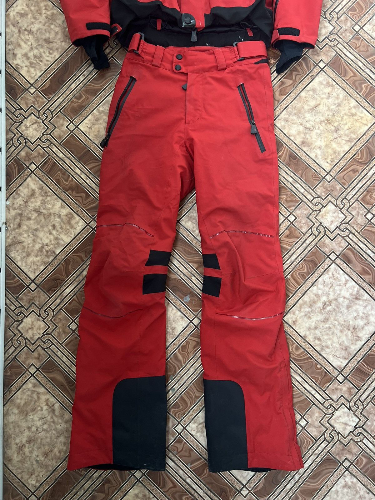 Audi × Hublot × Moncler Moncler Grenoble Audi Hublot Ski Suit Jacket Pants Size US XXS / EU 40 - 15 Thumbnail