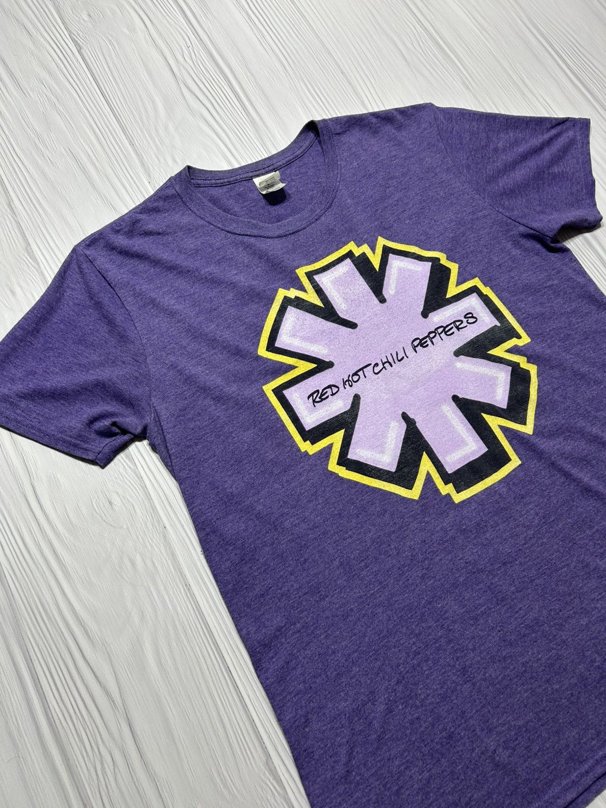 Band Tees Vintage Red Hot Chili Peppers The Getaway Tour T-Shirt Size US L / EU 52-54 / 3 - 4 Thumbnail