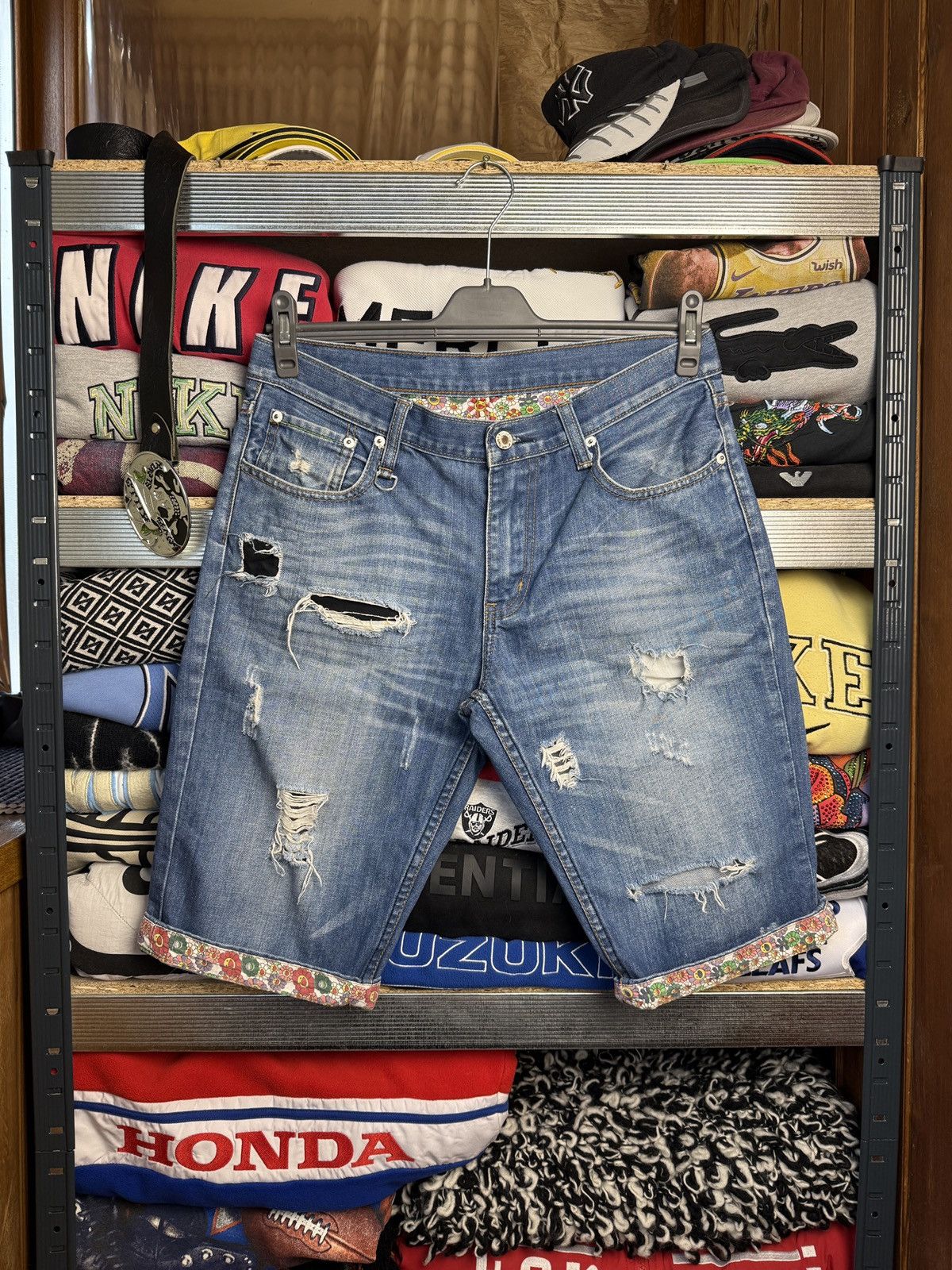 Levi's Levi’s Takashi Murakami Crazy Jeans Shorts Size US 32 / EU 48 - 1 Thumbnail