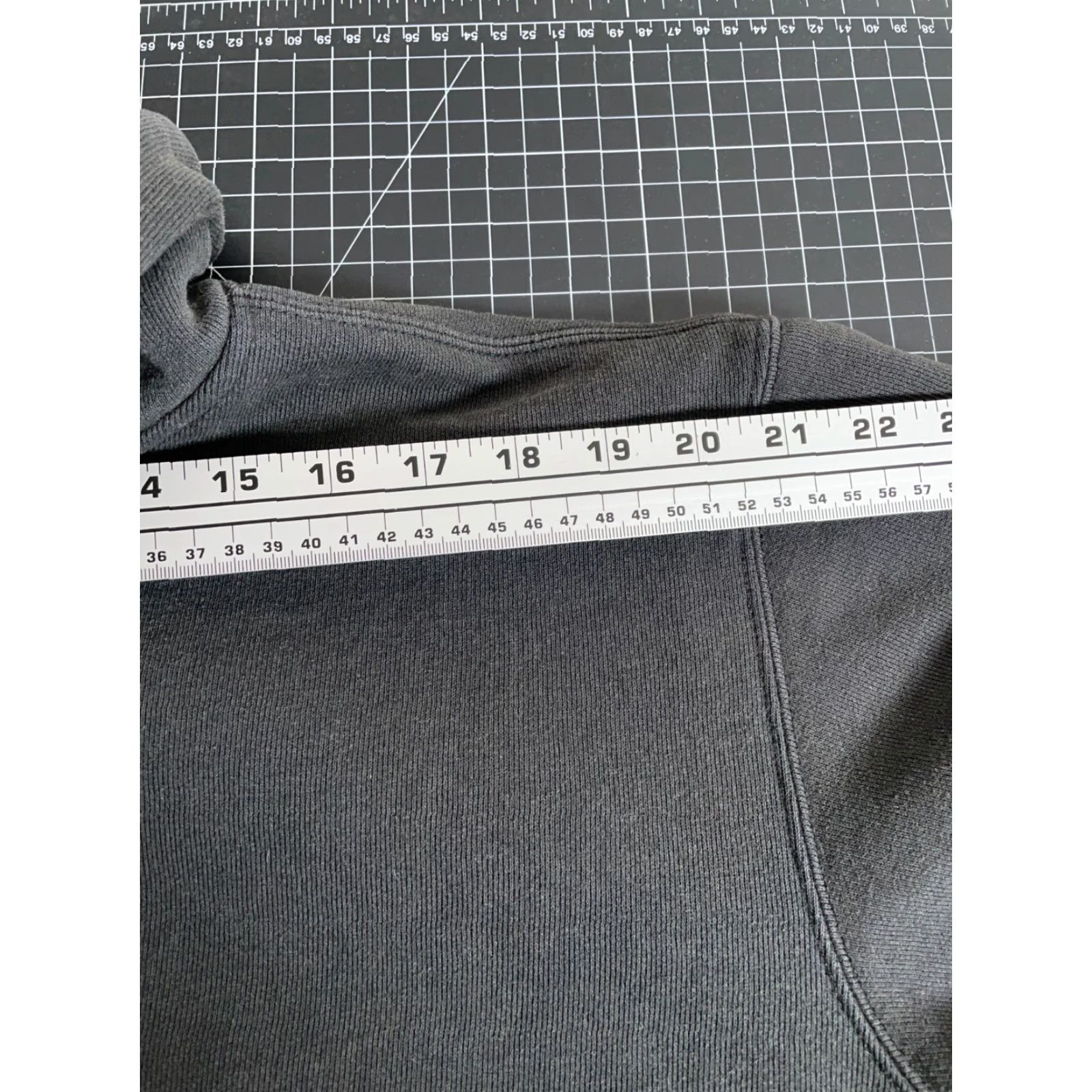 Carhartt Carhartt Hoodie Mens Large Black Sweatshirt Original Fit Logo Sleeve K288 BLK Size US L / EU 52-54 / 3 - 7 Thumbnail