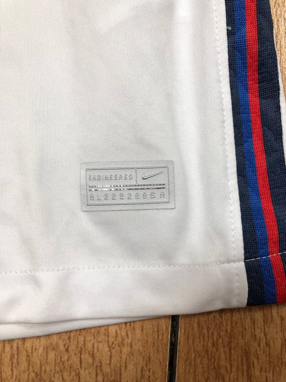 Nike × Vintage Vintage England Nike soccer jersey size XXL Size US XXL / EU 58 / 5 - 6 Thumbnail
