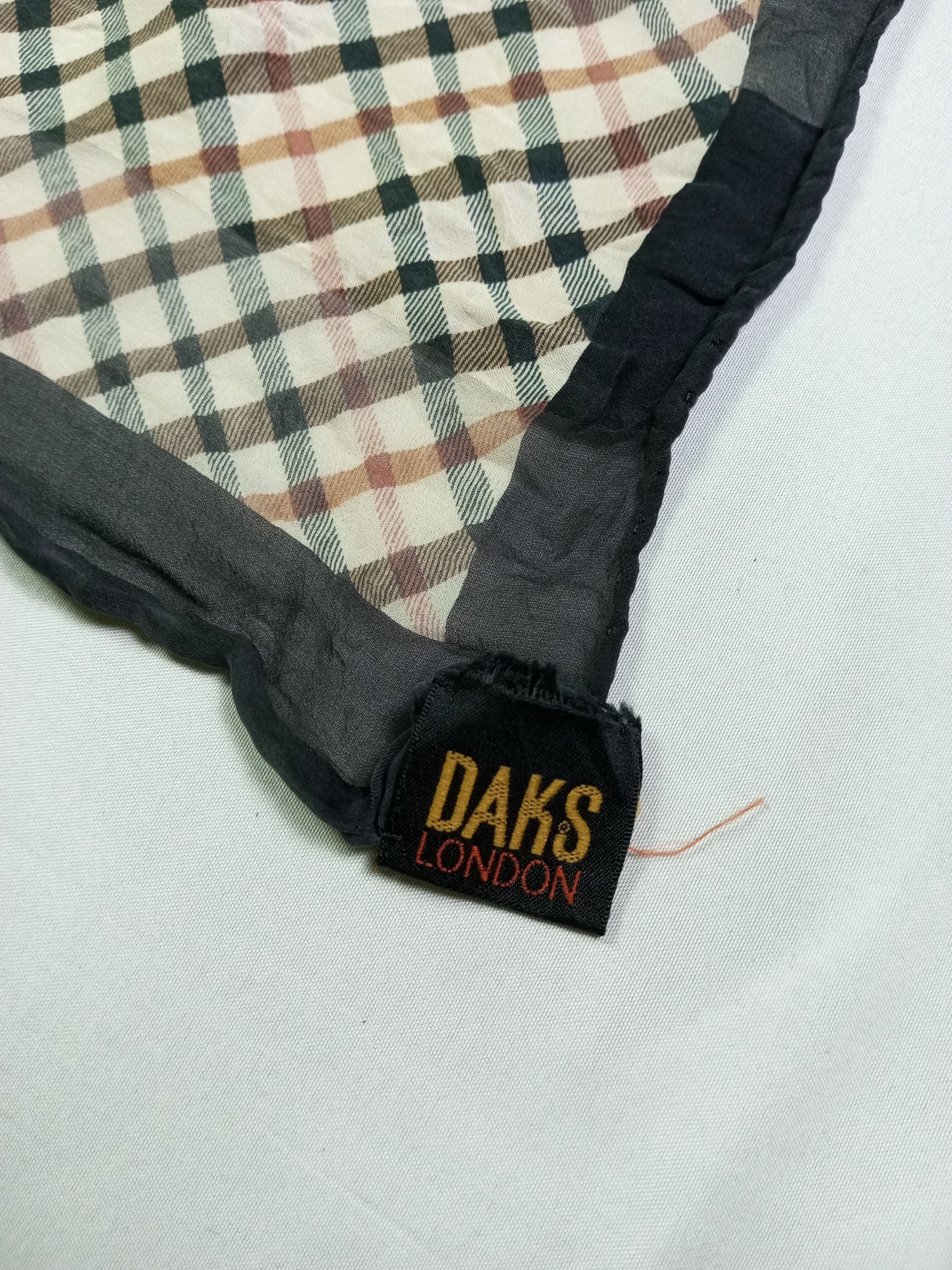 DAKS × Vintage Vintage Daks London Silk Scarf Size ONE SIZE - 7 Thumbnail