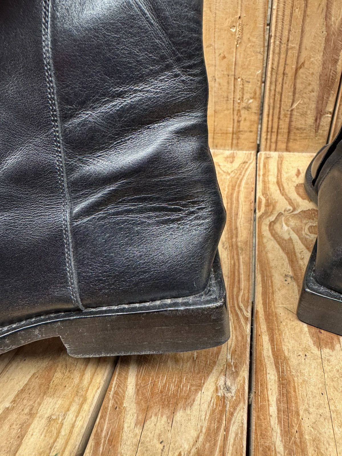 Balenciaga Balenciaga BB Back Rim Women’s black leather boots EUR 35 Size US 5 / IT 35 - 11 Thumbnail
