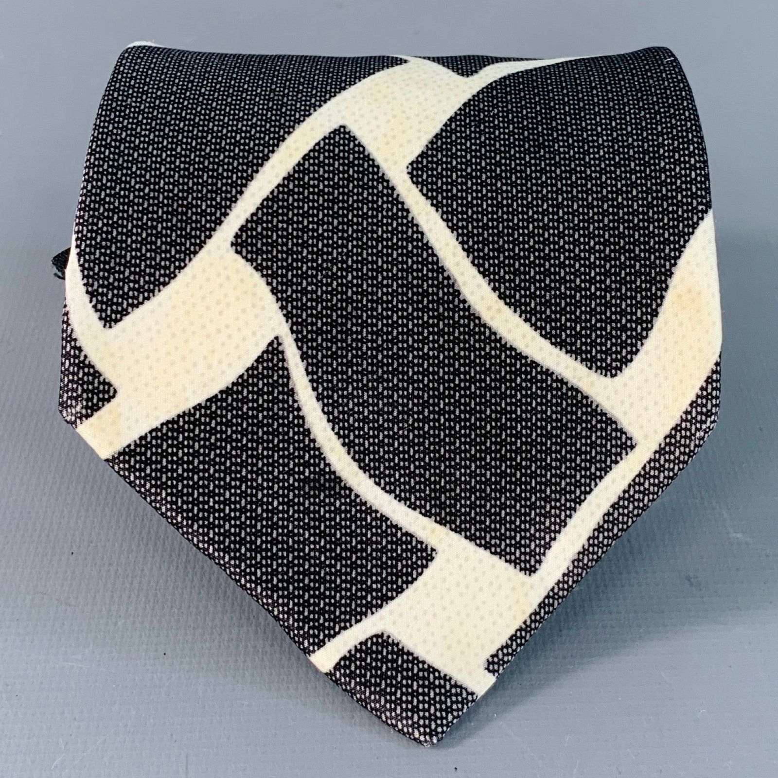 Giorgio Armani GIORGIO ARMANI One Size Black White Abstract Silk Tie Size ONE SIZE - 1 Thumbnail