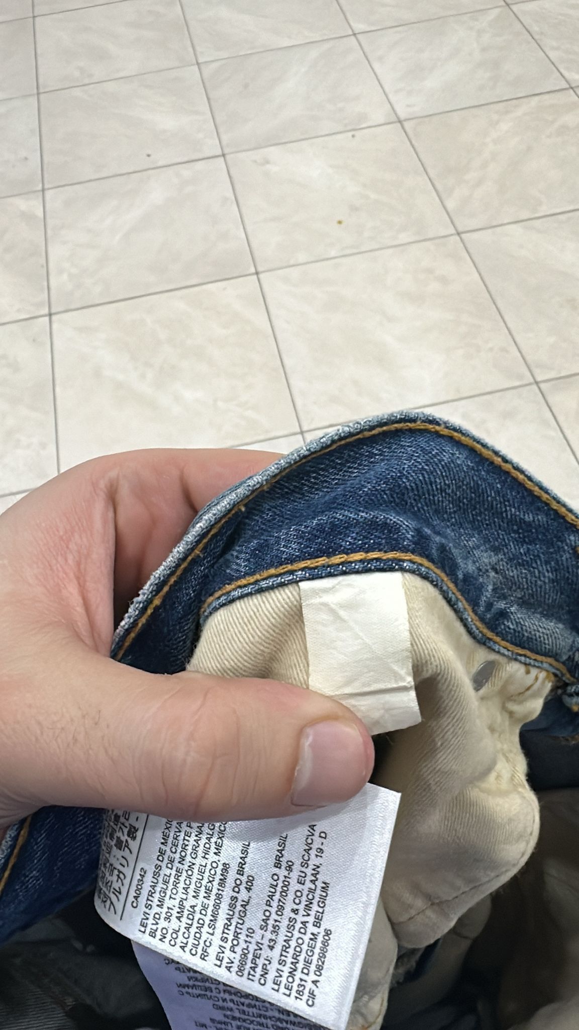 Levi's Vintage Clothing LVC Levi's Vintage Clothing 1984 501XX Tangled Web Jeans Size US 34 / EU 50 - 14 Thumbnail