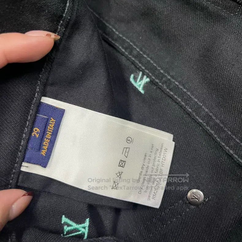 Louis Vuitton Louis Vuitton 25 Newest Black Logo Print Pocket Zip Trouse Size US 29 - 3 Thumbnail