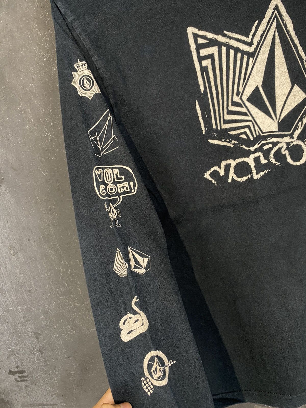 Shorty's Skateboards × Vintage × Volcom y2k Volcom Skateboard Longsleeve Tee Size US S / EU 44-46 / 1 - 4 Thumbnail