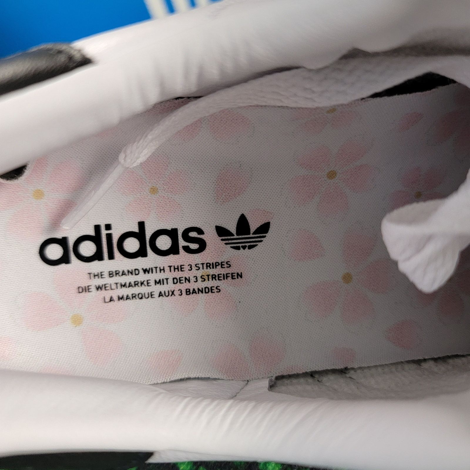 Adidas Adidas Superstar HNM White/Black Mens Sz 5 IG9648 Size US 5 / EU 37 - 6 Thumbnail