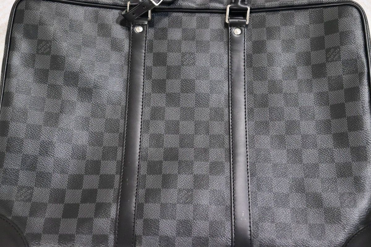 Louis Vuitton Louis Vuitton LV Voyage Bag Size ONE SIZE - 4 Thumbnail