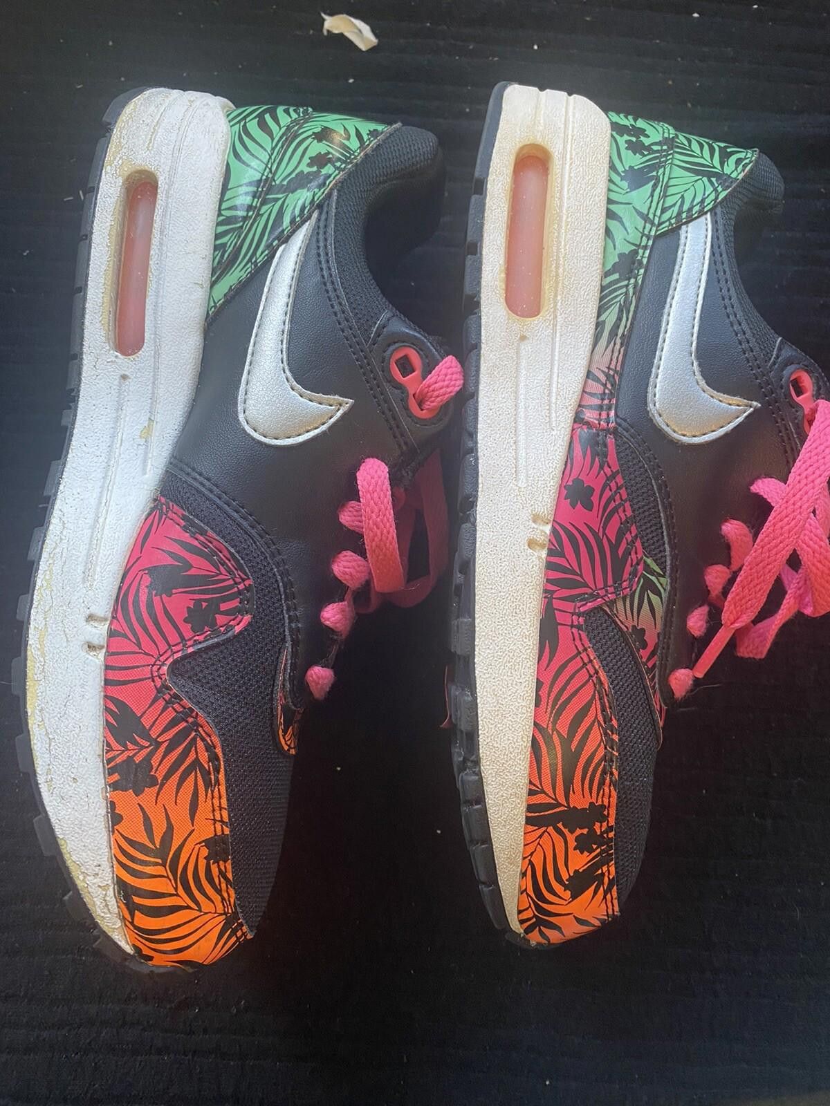 Nike Kids Nike Air Max 90 s 6.5y 705479-001 Black Pink Orange Size US 6.5 / EU 39-40 - 11 Thumbnail