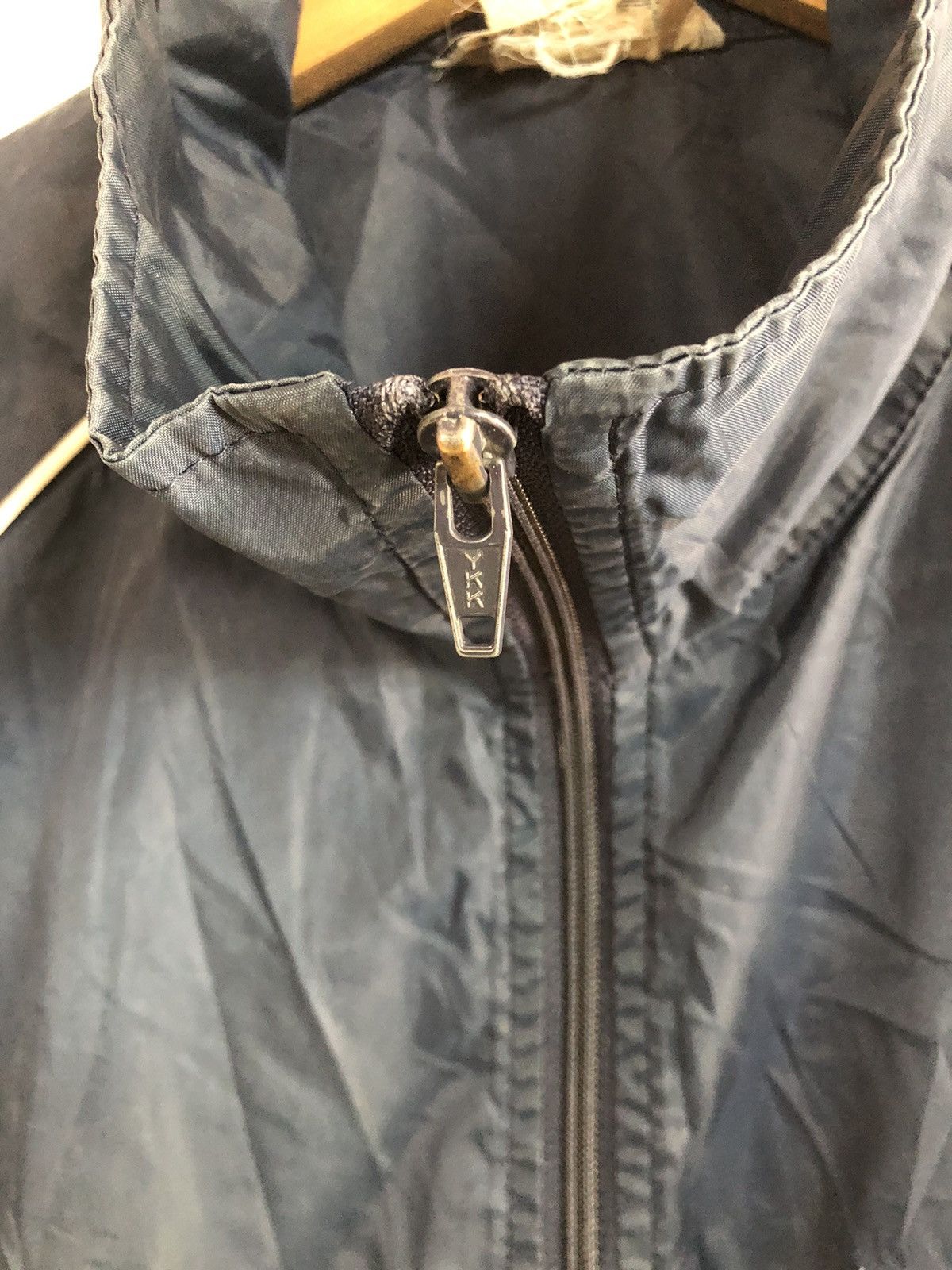 Adidas × Descente × Vintage Adidas descente Raincoats hoodie dark blue vintage Size US L / EU 52-54 / 3 - 4 Thumbnail