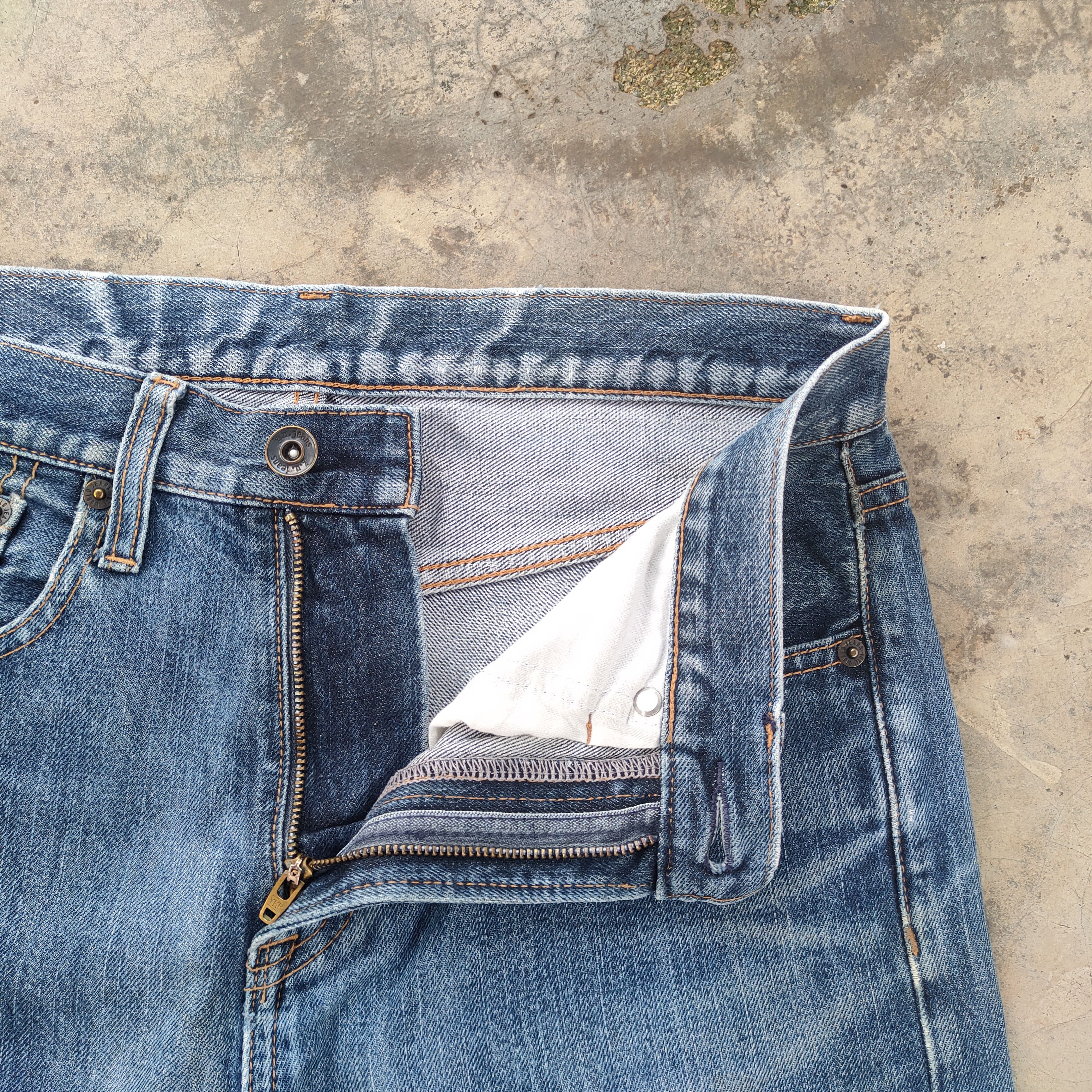 Japanese Brand VINTAGE JAPANESE FADED DISTRESSED JEANS DENIM PANTS Size US 30 / EU 46 - 10 Thumbnail
