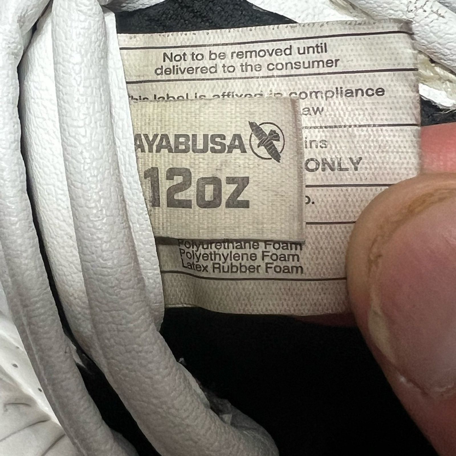 Other Hayabusa Tokushu 12oz Boxing MMA Gloves White Black Leather Size ONE SIZE - 5 Thumbnail