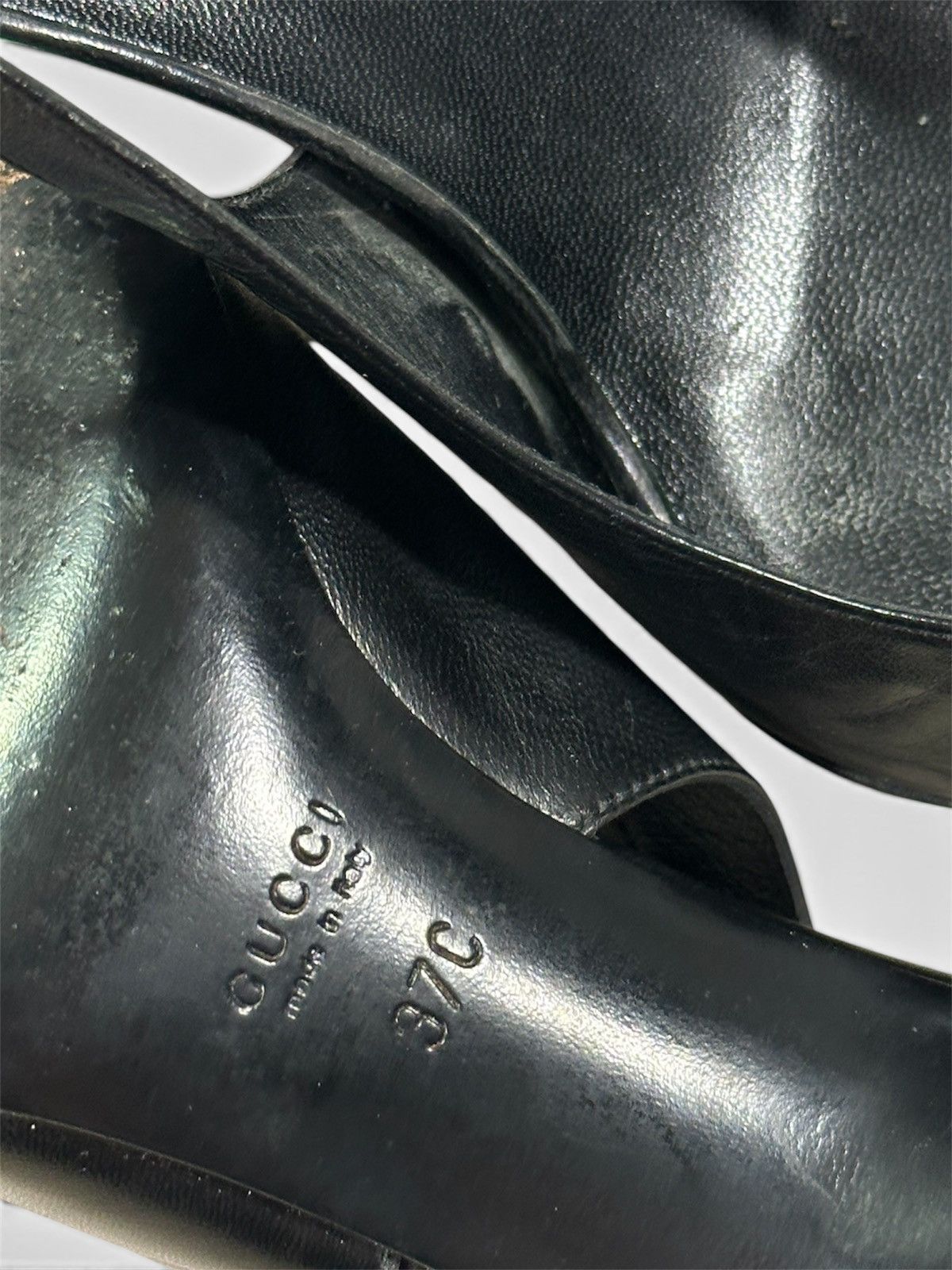 Gucci Logo Pendant Heels by Gucci Size US 7 / IT 37 - 5 Thumbnail