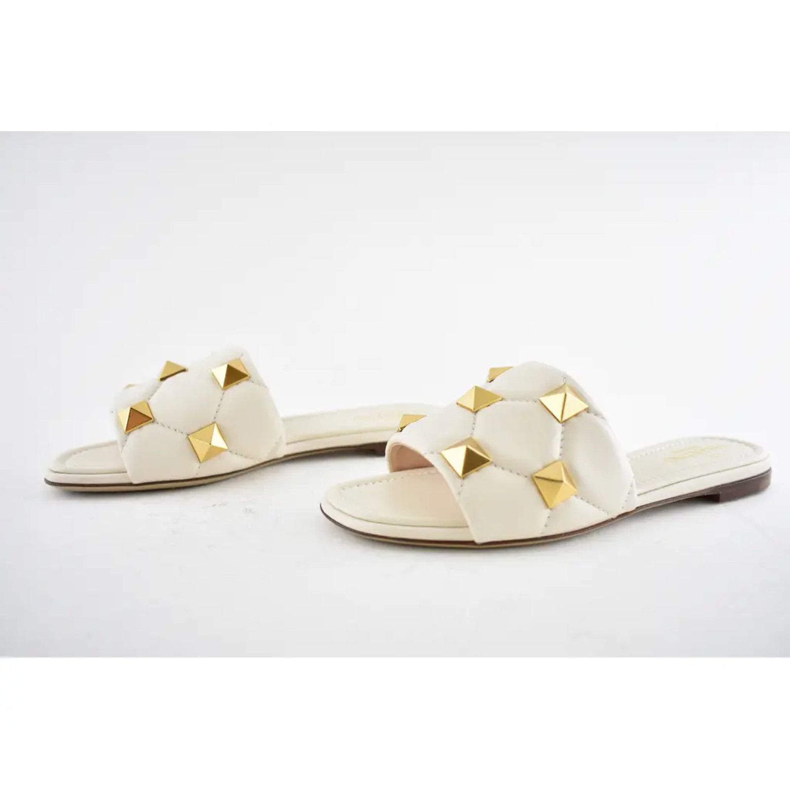 Valentino Valentino Rockstud Roman Stud Ivory Gold Leather Quilted Size US 5.5 / IT 35.5 - 10 Thumbnail