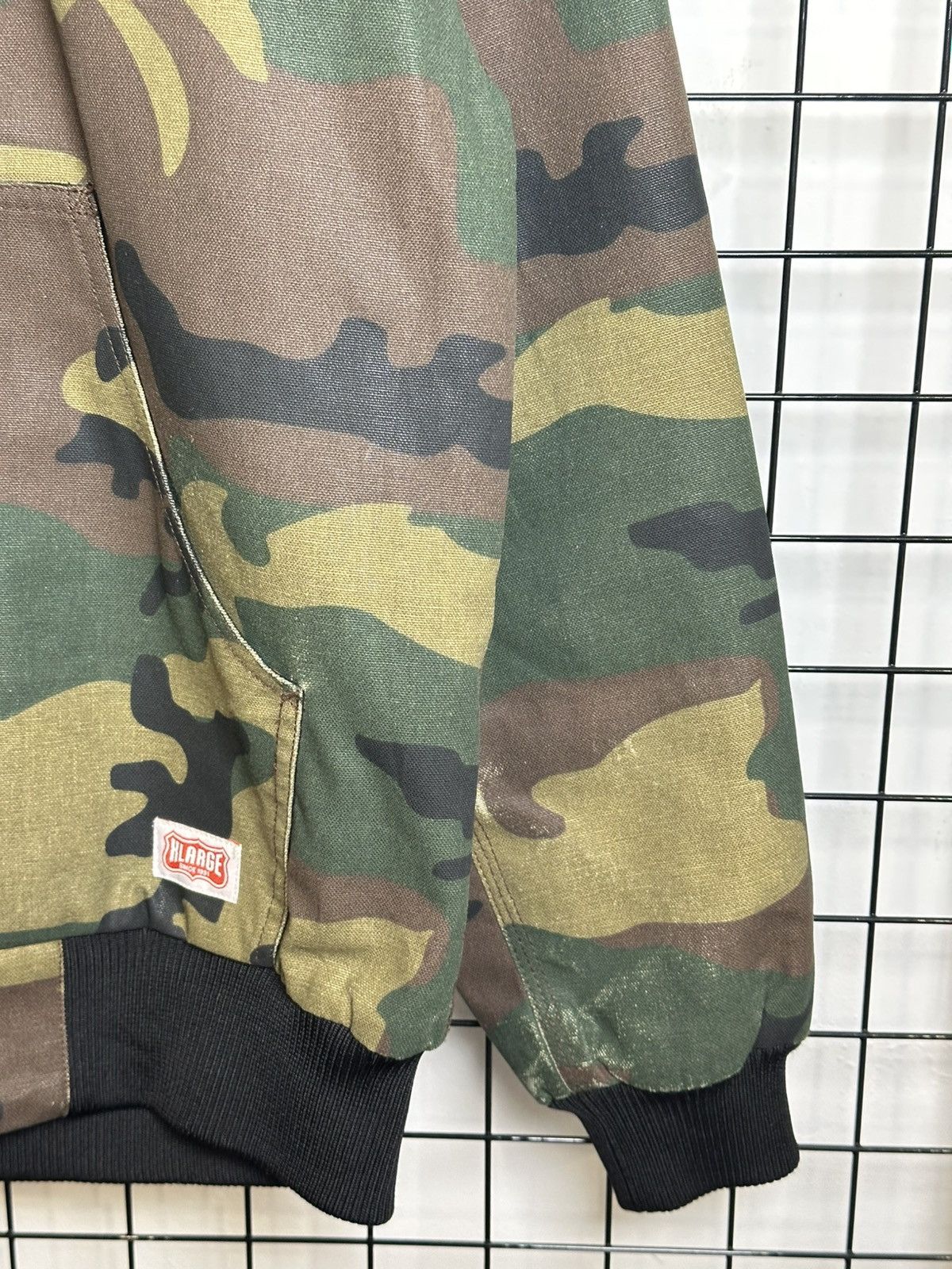X-LARGE camouflage pattern active jacket from the brand XLarge. Size US M / EU 48-50 / 2 - 22 Thumbnail
