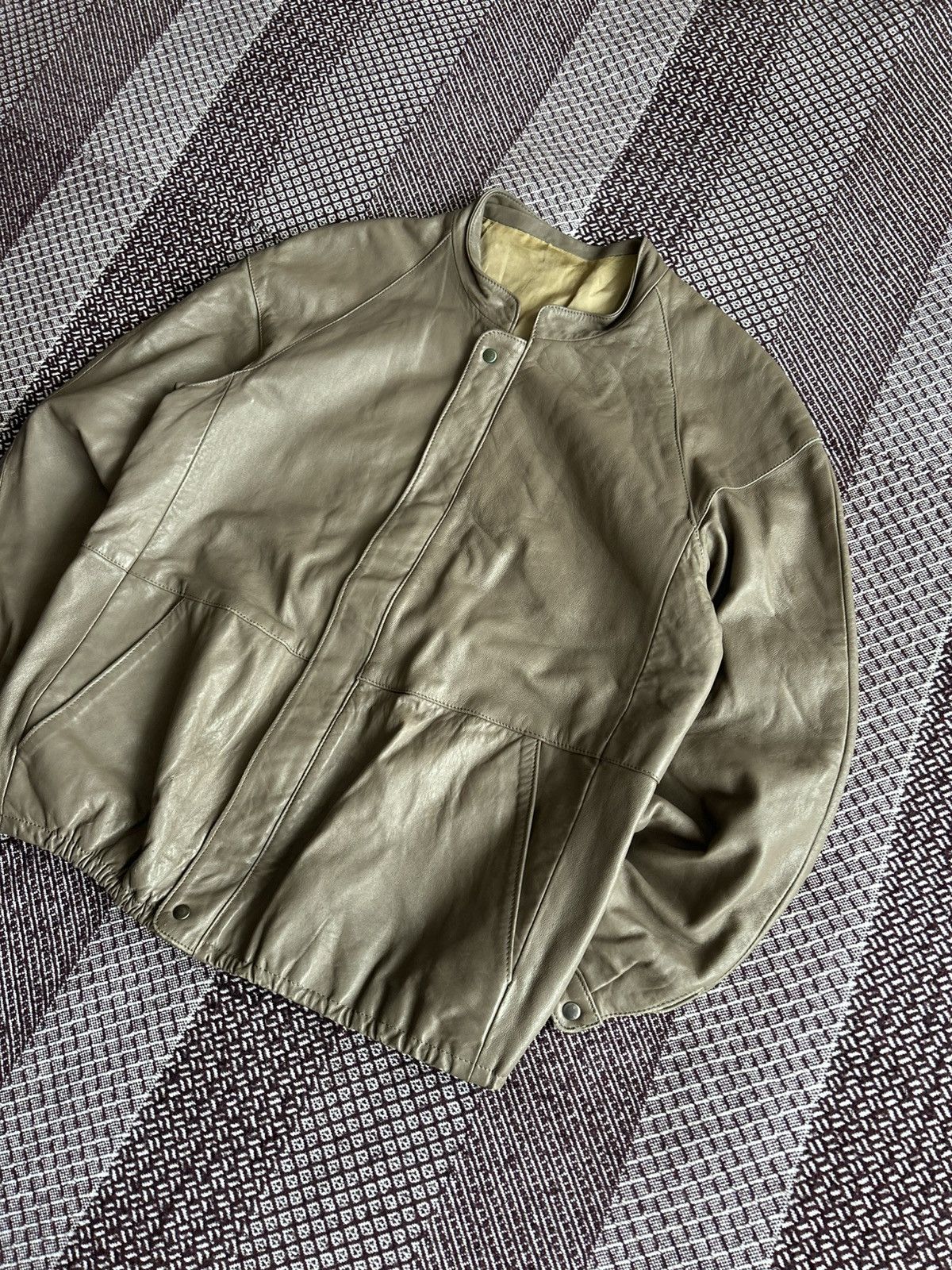 Genuine Leather Vintage Leather Jacket Solid Style Unisex 80s Size Small Size US S / EU 44-46 / 1 - 2 Thumbnail