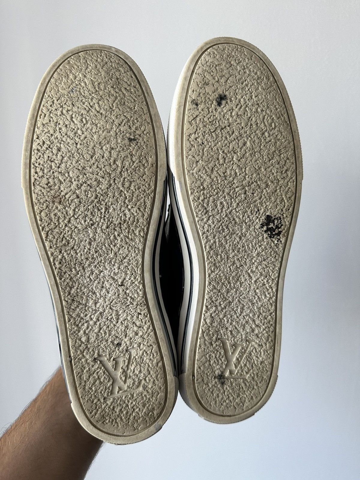 Louis Vuitton Louis Vuitton Damier Aventure Zip-up sneakers blue Size US 7 / EU 40 - 10 Thumbnail