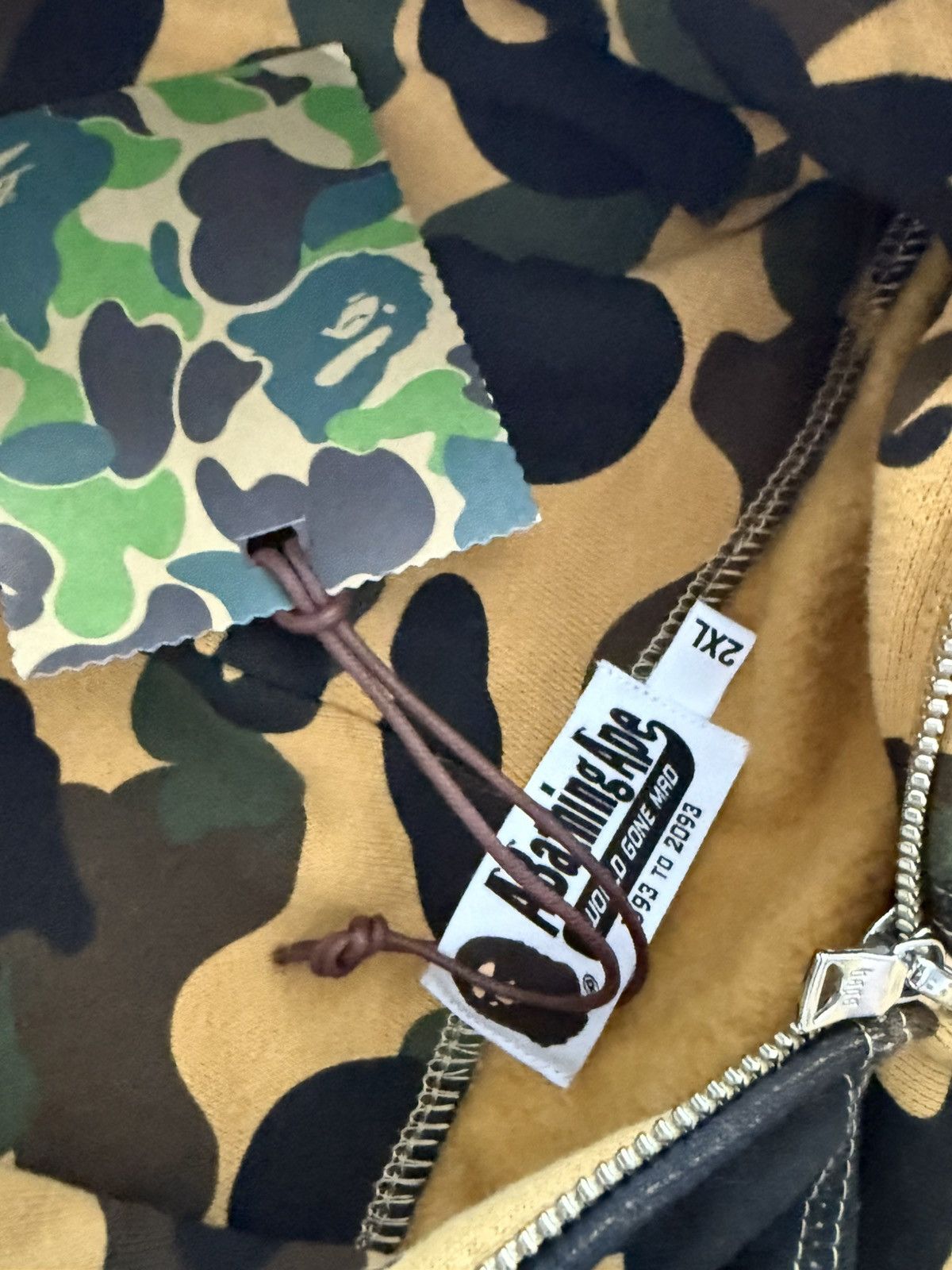 Bape Bape Yellow First Camo Shark Full Zip Size US XXL / EU 58 / 5 - 6 Thumbnail