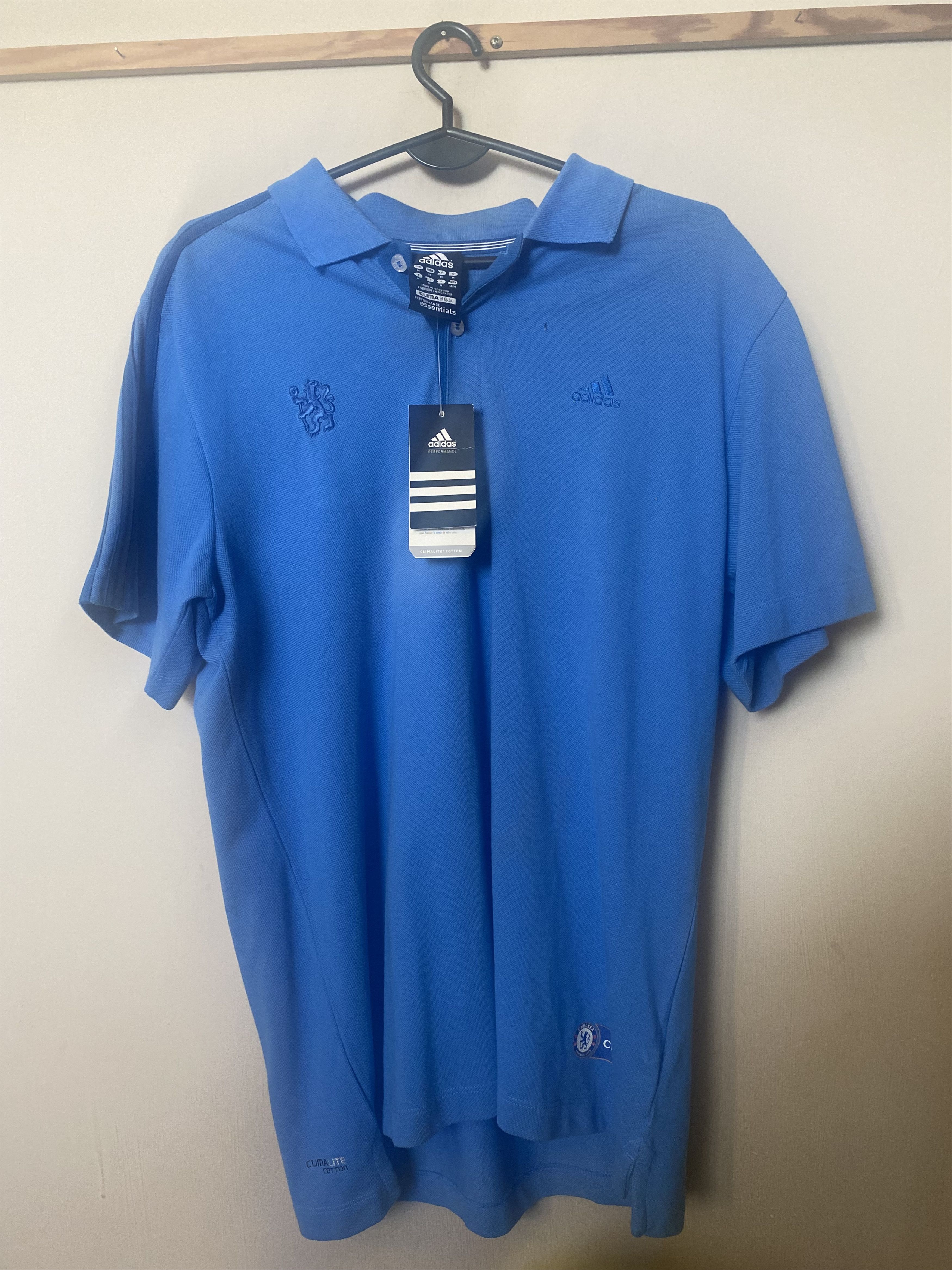 Adidas Polo NEW with tag CHELSEA F.C. 2010 - Adidas - L - UNIQUE Size US L / EU 52-54 / 3 - 1 Thumbnail