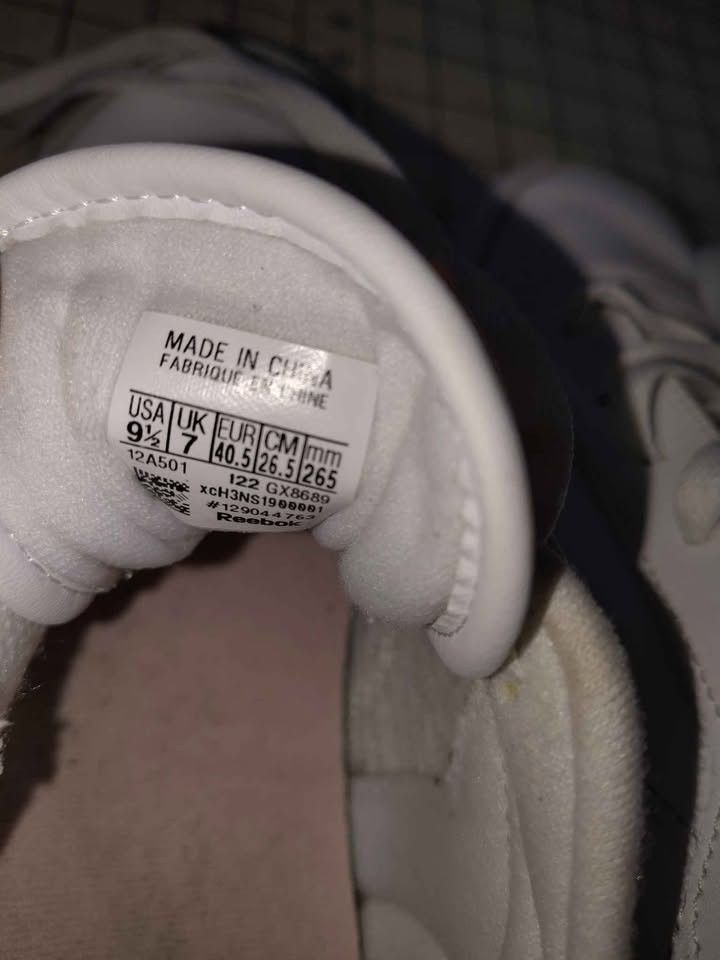 Reebok Women's Reebok Classic White & Pink Sneakers Size 9.5 Size US 9.5 / IT 39.5 - 2 Thumbnail