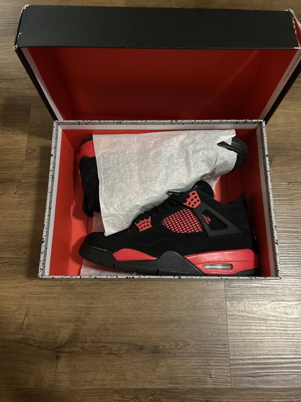 Jordan Brand Jordan 4 Retro Red Thunder Size US 11 / EU 44 - 1 Thumbnail