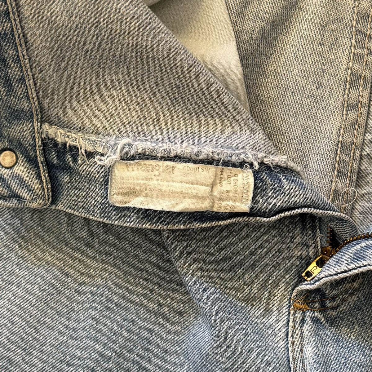 Wrangler Vintage 1990s Wrangler Denim Shorts (Jorts), Men's Size 36! Size US 36 / EU 52 - 5 Thumbnail
