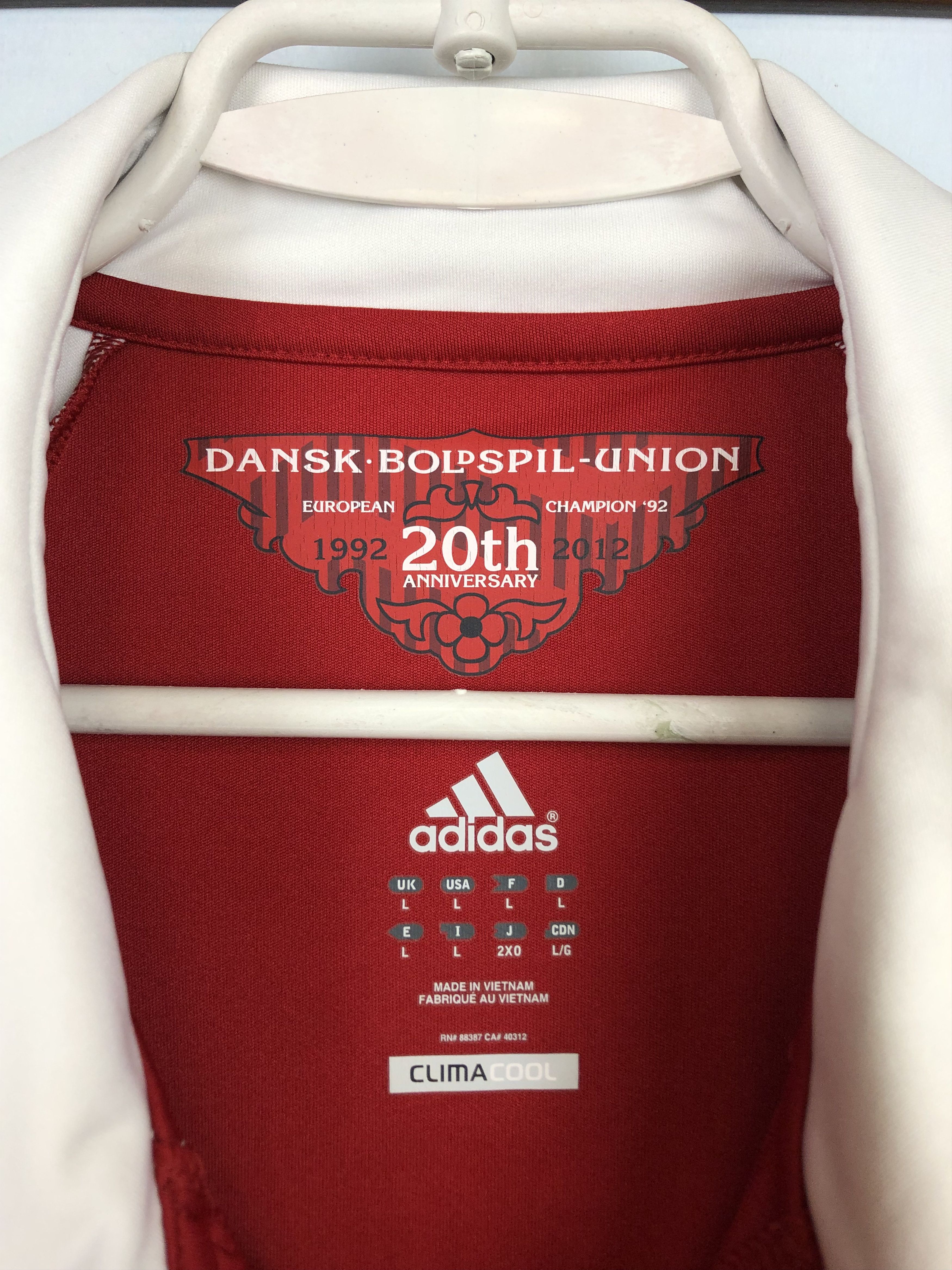 Adidas Denmark Home football shirt 2012 Soccer Adidas EURO Jersey Size US L / EU 52-54 / 3 - 7 Thumbnail