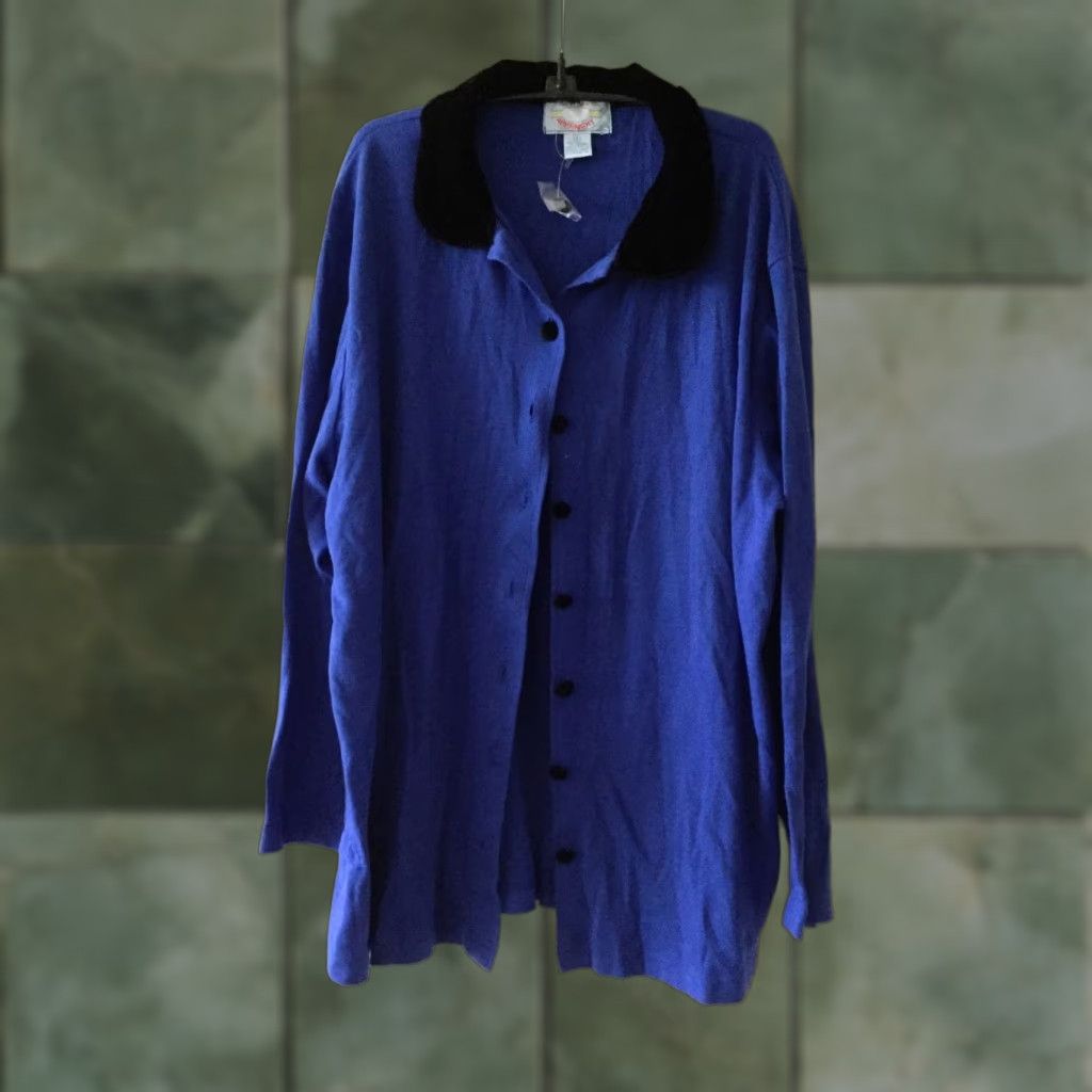 Vintage VINTAGE H M Abernathy Cardigan Sweater Women Regular Size X Blue with Black Collar Made in USA Size XL / US 12-14 / IT 48-50 - 1 Thumbnail