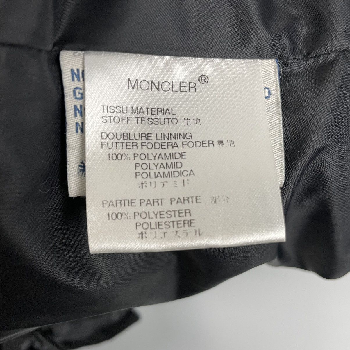 Moncler Vintage Moncler Puffer Jacket big patch Logo size 1 Size S / US 4 / IT 40 - 15 Thumbnail