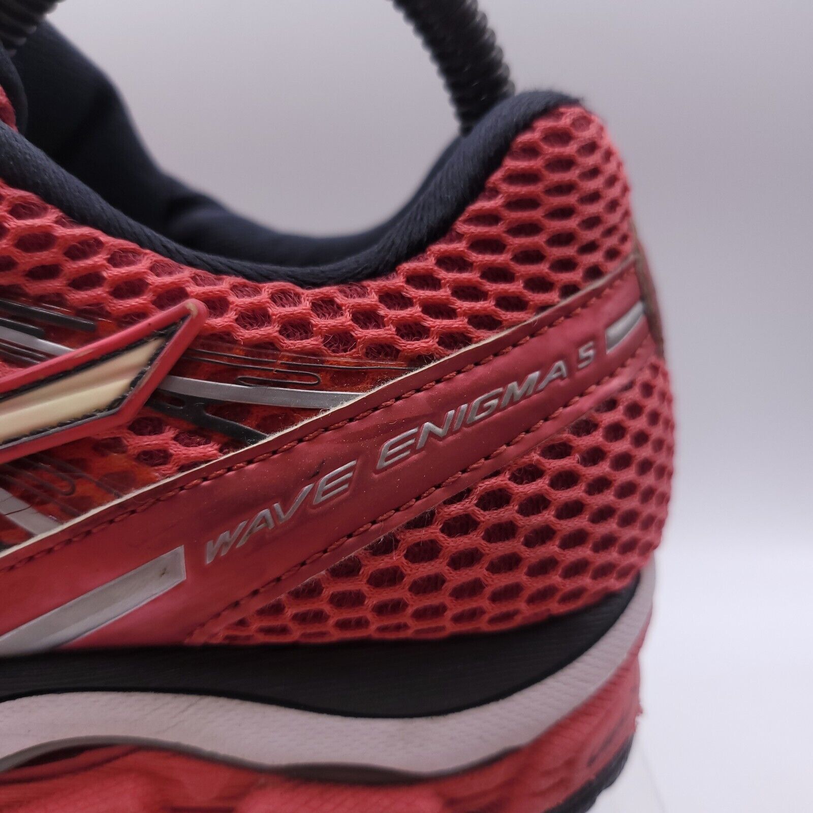 Mizuno Mizuno Wave Enigma 5 Shoe Womens Size 8 J1GD150201 Red Black Size US 8 / IT 38 - 8 Thumbnail