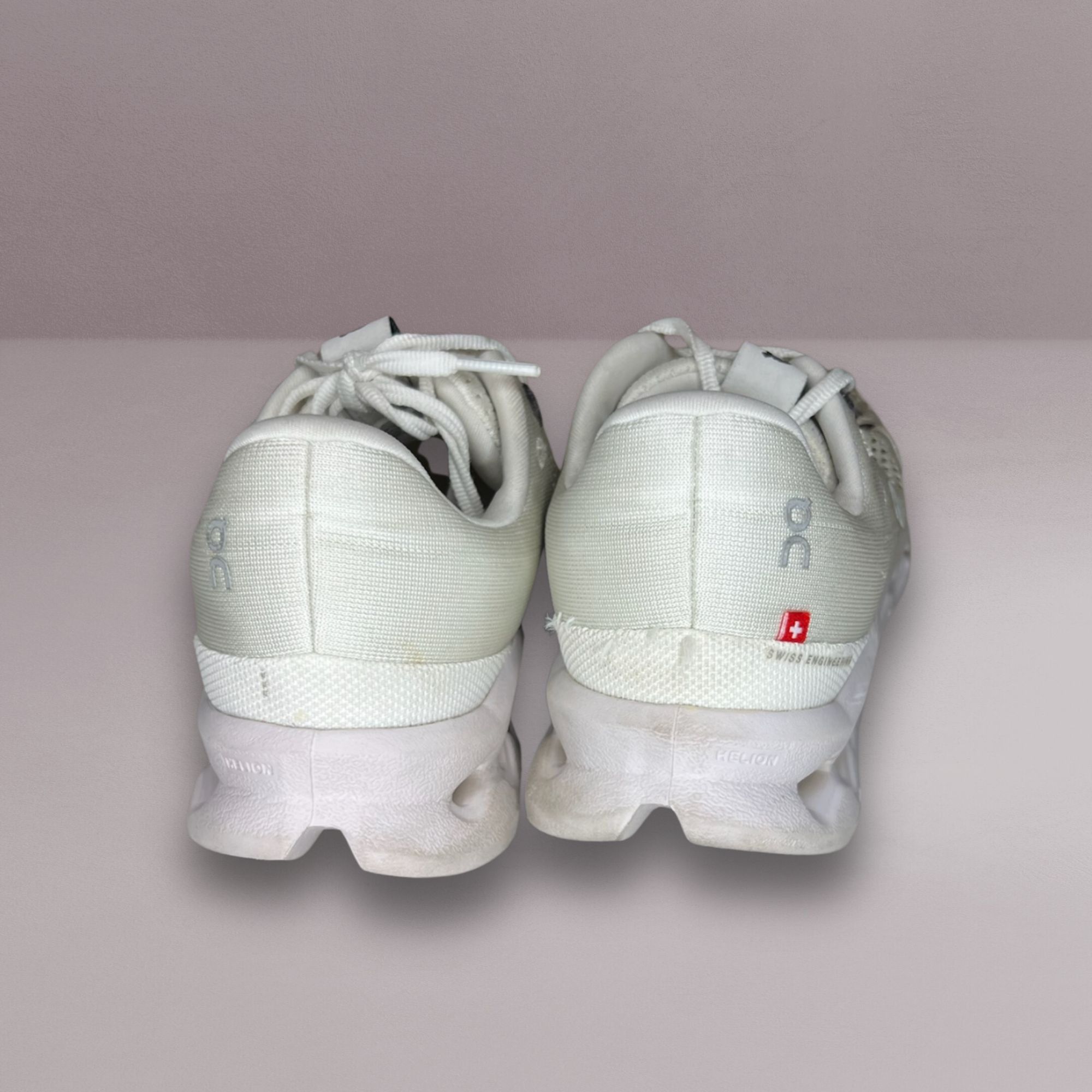 On On Cloudsurfer Womens Running Shoes Size 7.5 White Lightweig Size US 7.5 / IT 37.5 - 5 Thumbnail