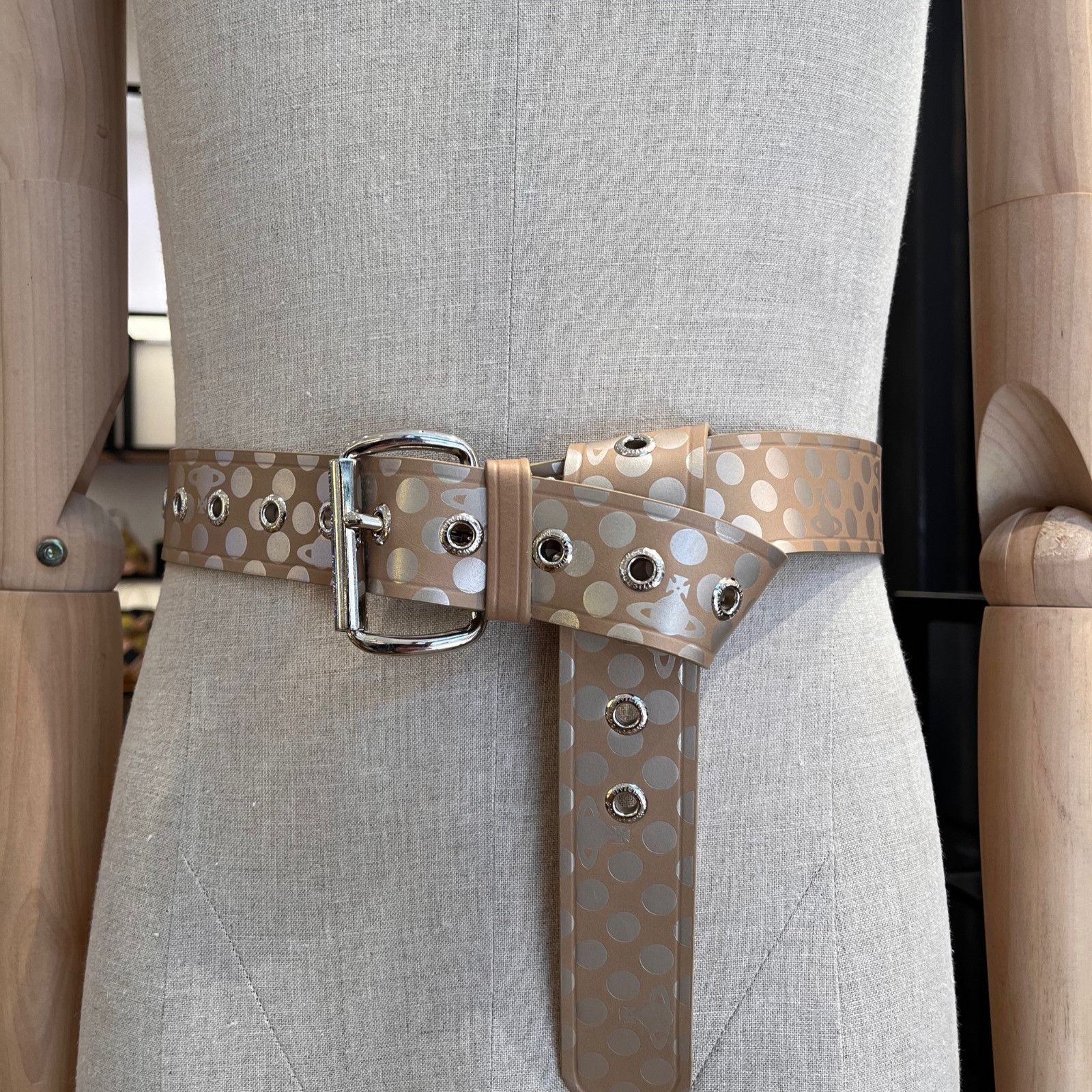 Vivienne Westwood o1f1d3z0625 Size: OS / Alex Polka Dot Belt in Beige/Silver Size ONE SIZE - 1 Preview
