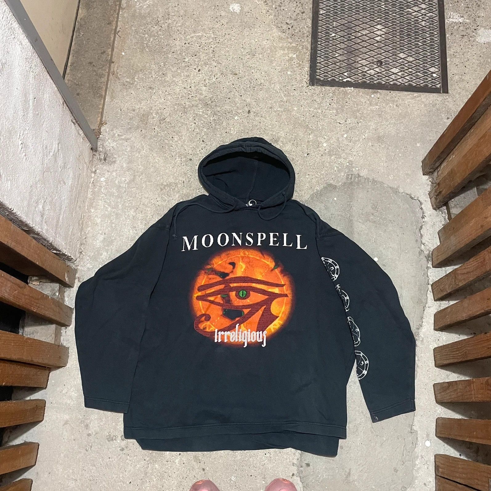 Band Tees Vintage 90s Moonspell hoodie merch Size US XL / EU 56 / 4 - 1 Thumbnail