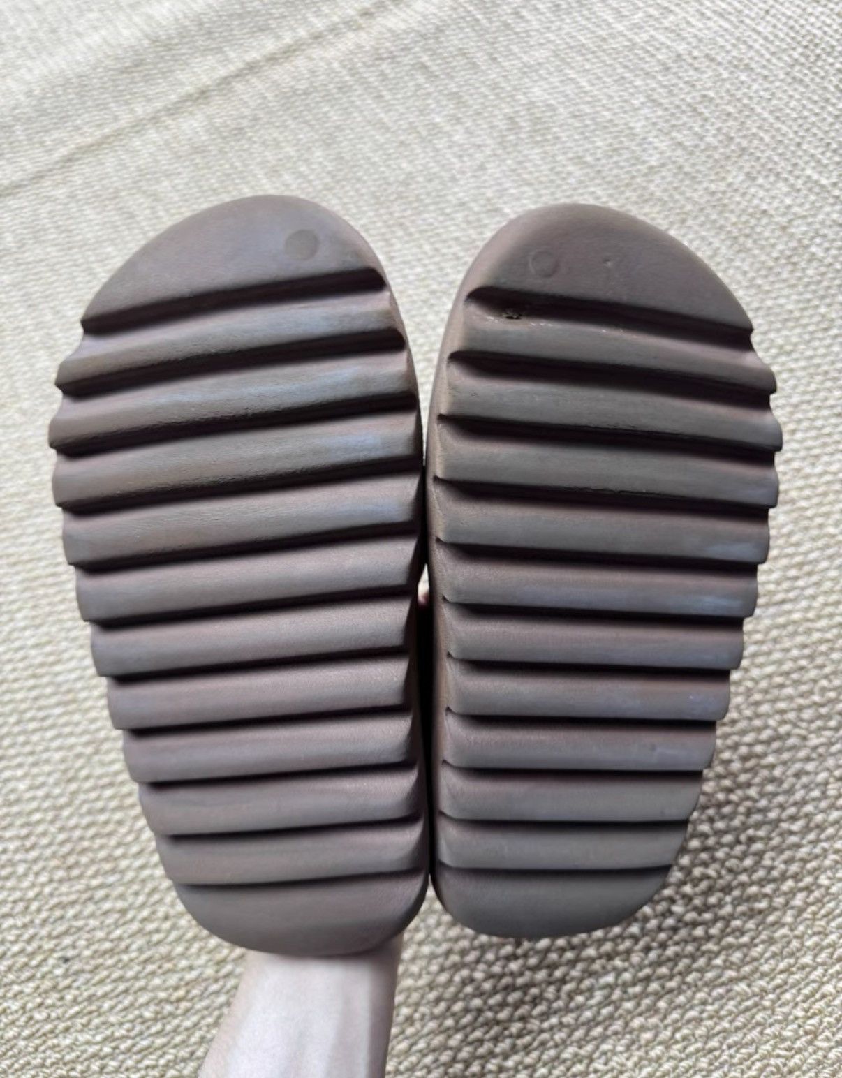 Adidas Adidas Yeezy Slide Flax FZ5896 K37 Size US 9 / IT 39 - 7 Thumbnail