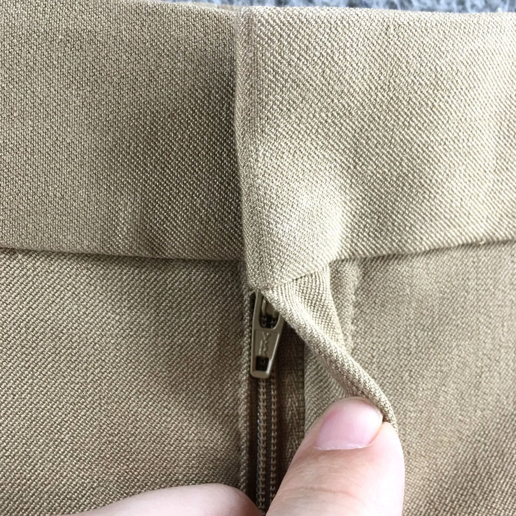 Banana Republic Banana Republic Sloan Fit Dress Pants Womens 0 Beige Low Rise Flat Front Zip Fly Pants Size 25" / US 0 / IT 36 - 5 Thumbnail