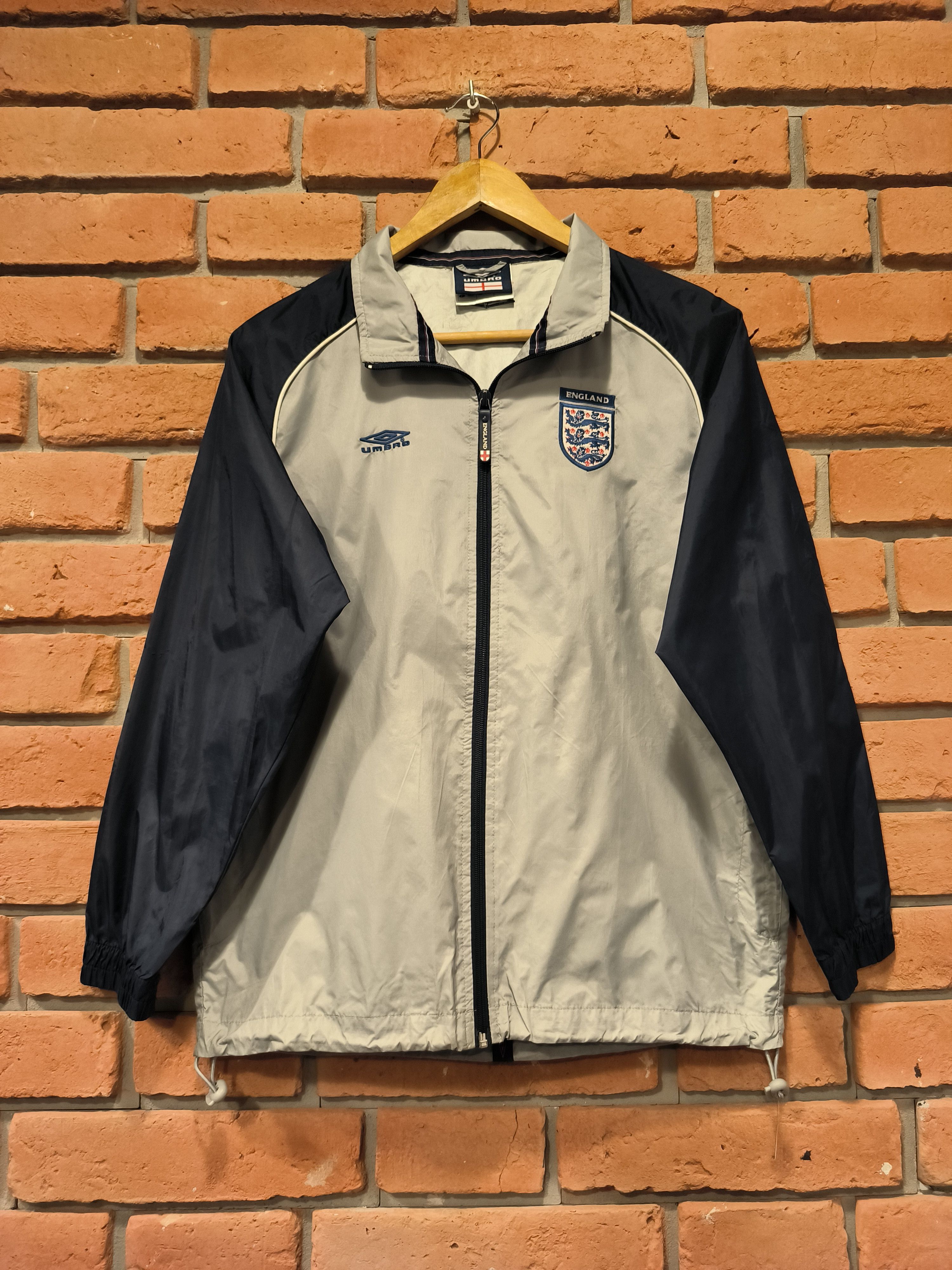 Umbro top Soccer Windbreaker Jacket