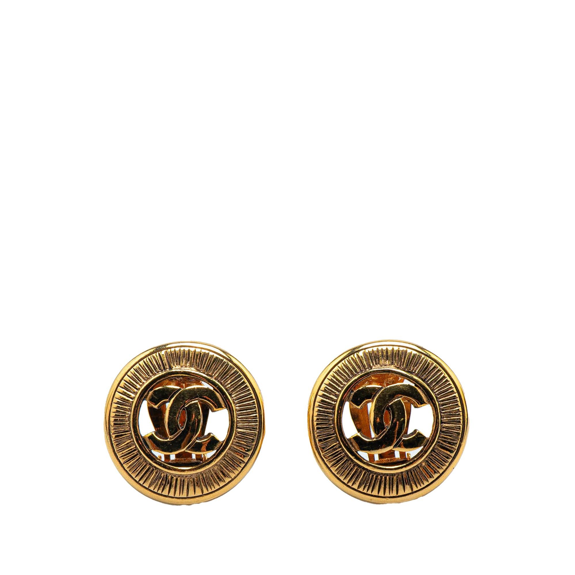 Chanel Chanel Gold Plated CC Round Clip On Earrings Gold Size ONE SIZE - 1 Thumbnail