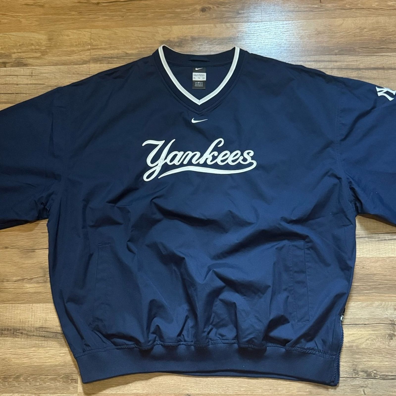 Nike Y2K Nike Team Center Swoosh Yankees Windbreaker Pullover Size US XXL / EU 58 / 5 - 2 Thumbnail