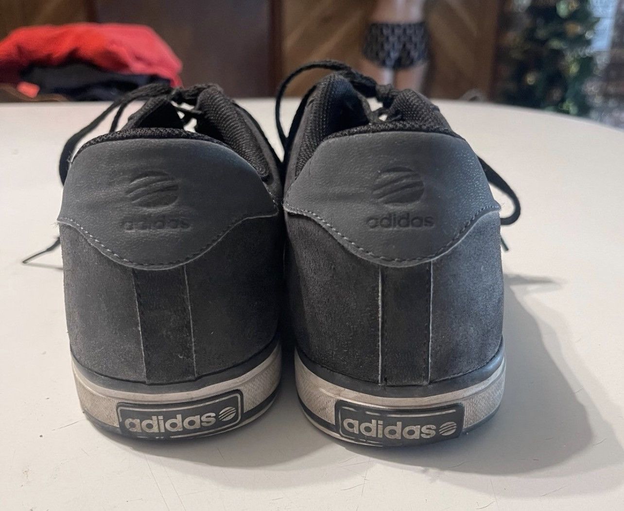 Adidas Adidas Neo SE Men’s 10 Vulc Black Low Top Sneakers Shoes Size US 10 / EU 43 - 3 Thumbnail