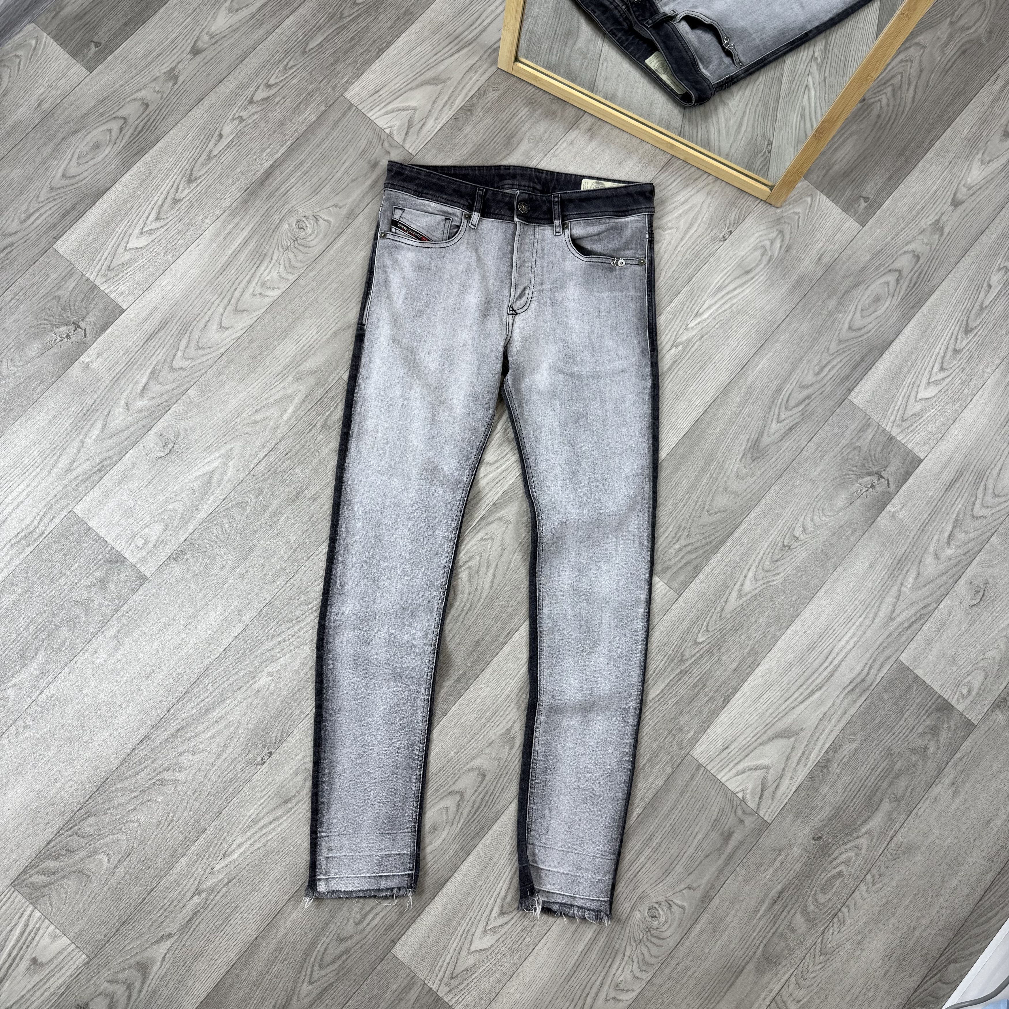 Diesel Diesel Sleenker-X-SP Slim Skinny Grey Denim Jeans Size US 30 / EU 46 - 1 Thumbnail
