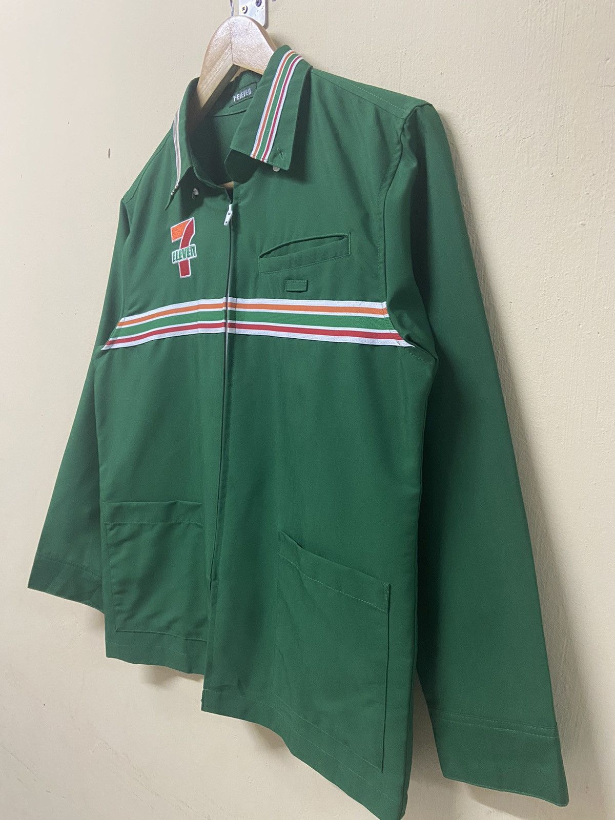 Japanese Brand × Vintage Bundle Deal 2pcs Vintage 7Eleven Zipper Jacket Size US M / EU 48-50 / 2 - 3 Thumbnail
