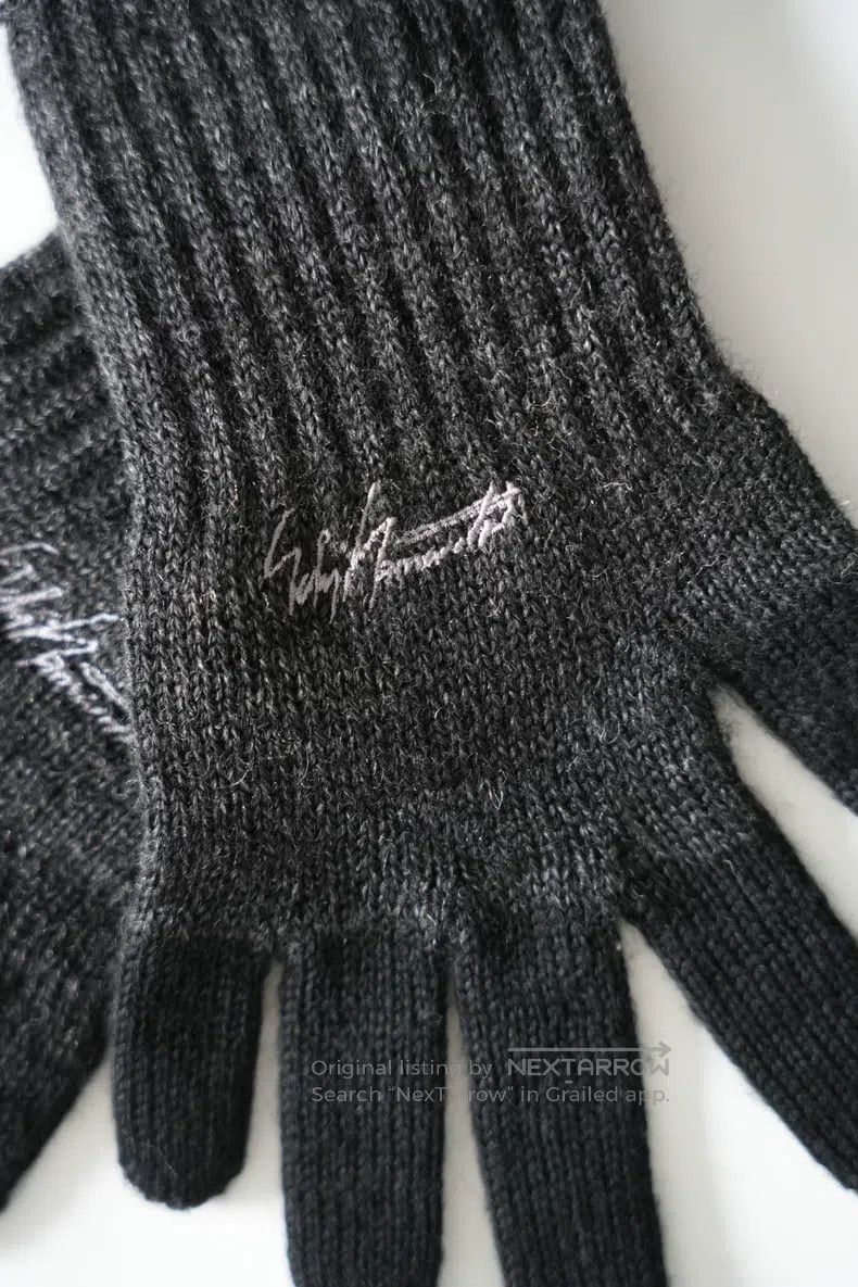 Yohji Yamamoto Yohji Yamamoto Black and Gray Signature Embroidered Gloves Size ONE SIZE - 4 Thumbnail