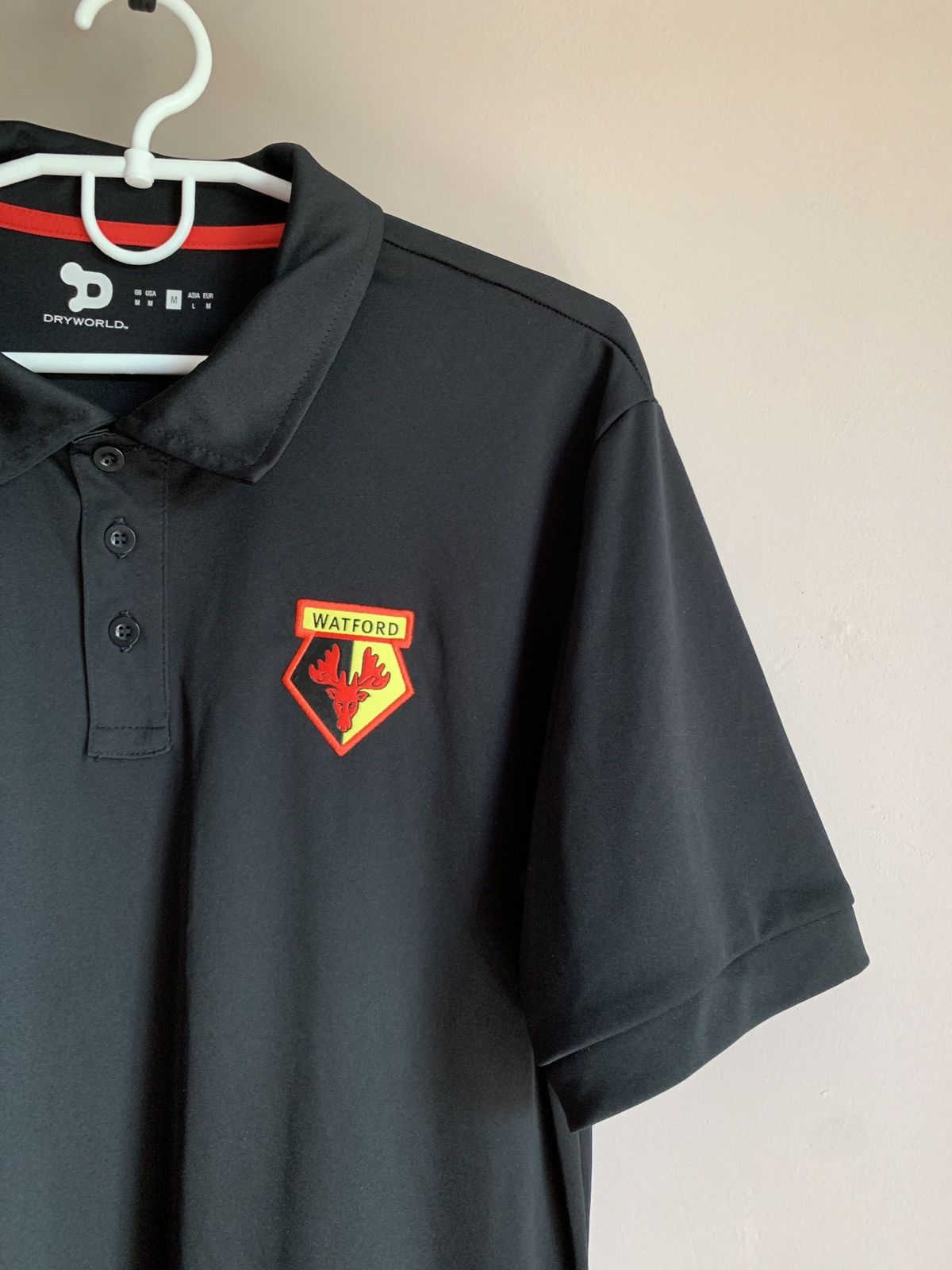 Other Watford Training Polo Football Shirt Soccer Jersey Sz M Size US M / EU 48-50 / 2 - 4 Thumbnail