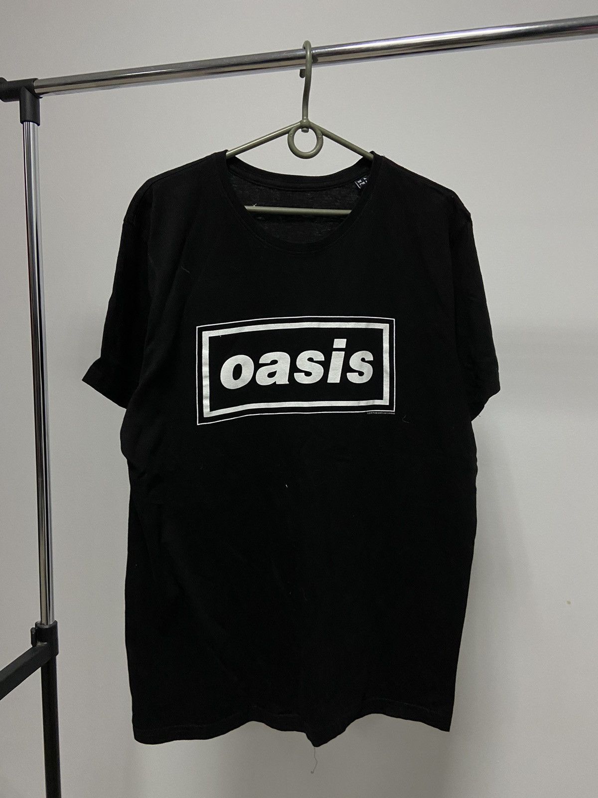Vintage Oasis Vintage T Shirt Box Big Logo Rock Tee 2016 Size US L / EU 52-54 / 3 - 1 Thumbnail