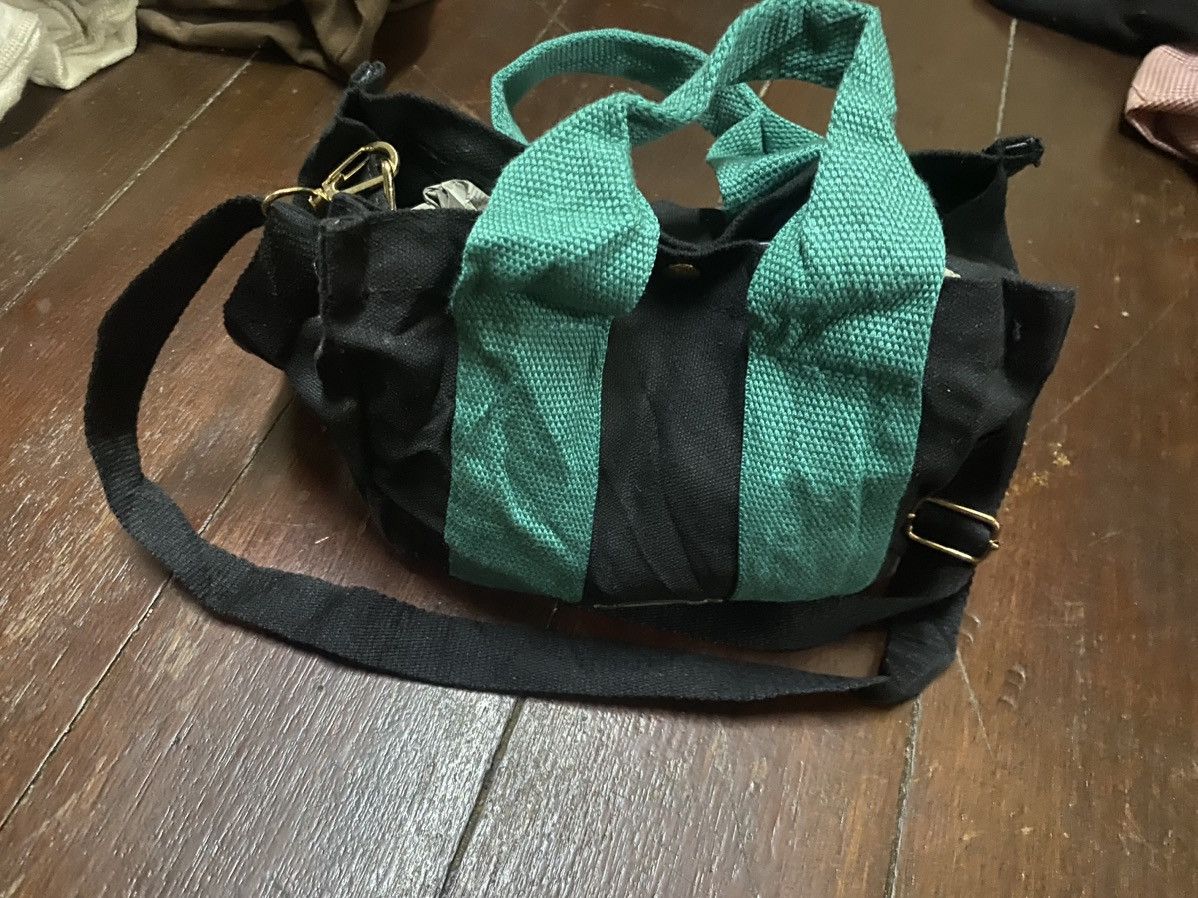 L.L. Bean Unisex💥L.L BEAN MULTICOLOUR SLING BAG Size ONE SIZE - 9 Thumbnail