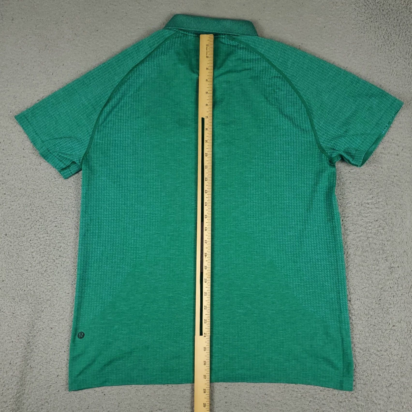 Lululemon Lululemon Polo Shirt Mens L Green Nylon Active Golf Short Sleeve Polo Shirt Mens L Green Nylon Active Golf Short Sleeve Size US L / EU 52-54 / 3 - 4 Thumbnail