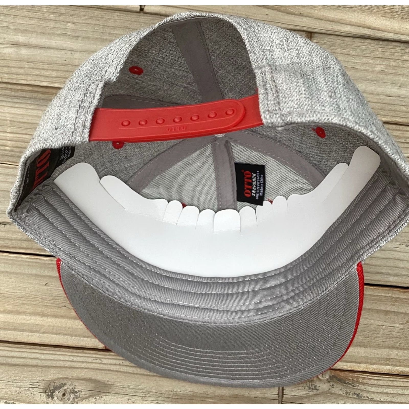 Vintage Bouchard Squad Embroidered Snapback Hat Gray Red Otto Cap Genie Bouchard Tennis Hat Size ONE SIZE - 7 Thumbnail