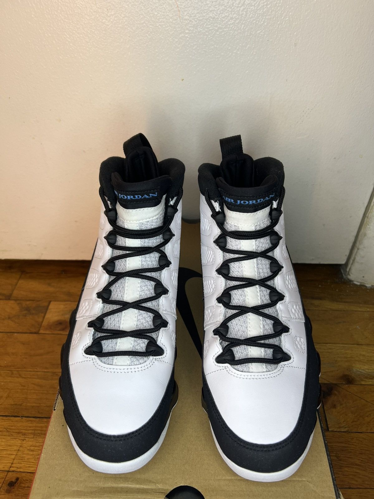Jordan Brand Air Jordan Retro 9 University Blue Size 8 Size US 8 / EU 41 - 3 Thumbnail