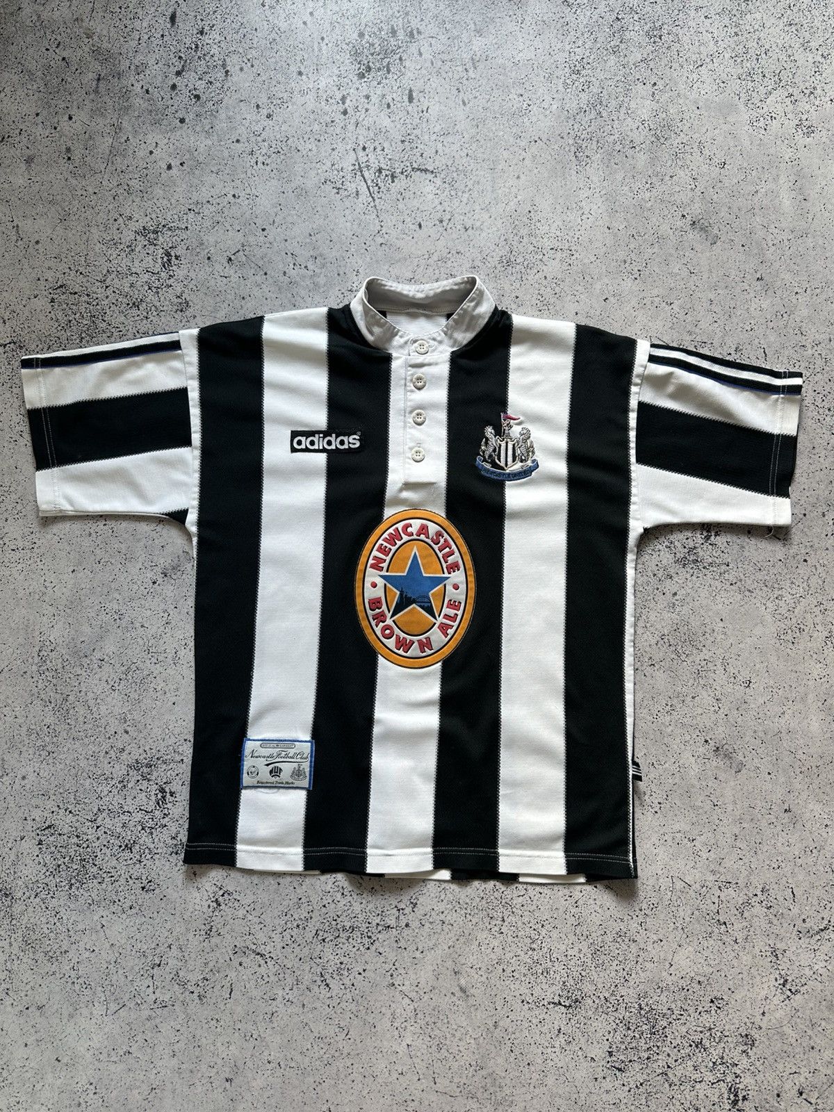 Adidas Vintage 1995/96 Adidas New Castle Soccer Jersey Away Tee Y2K Size US M / EU 48-50 / 2 - 1 Thumbnail